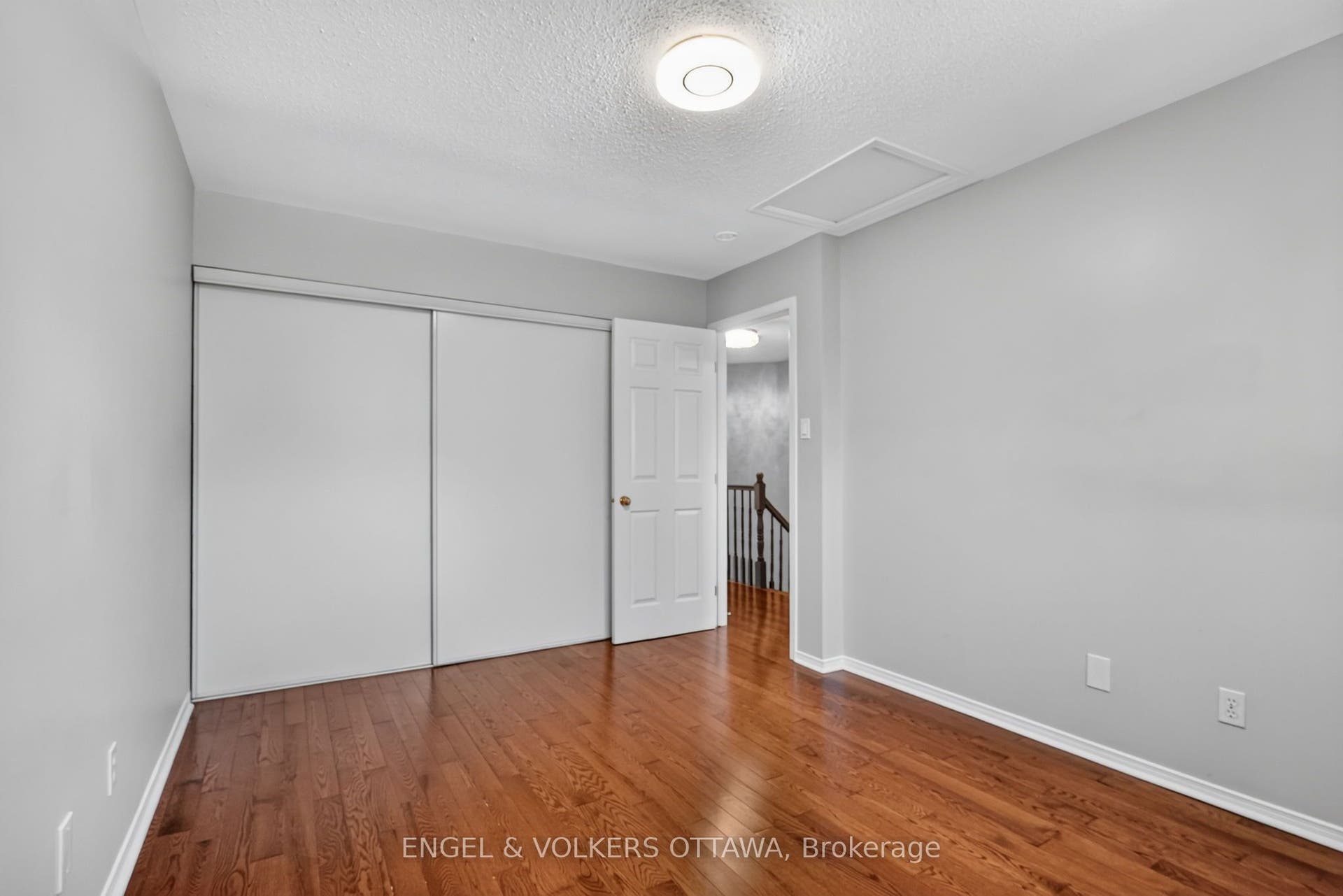 12 Kalbrook Street, Kanata, Ottawa ON K2T 1A8