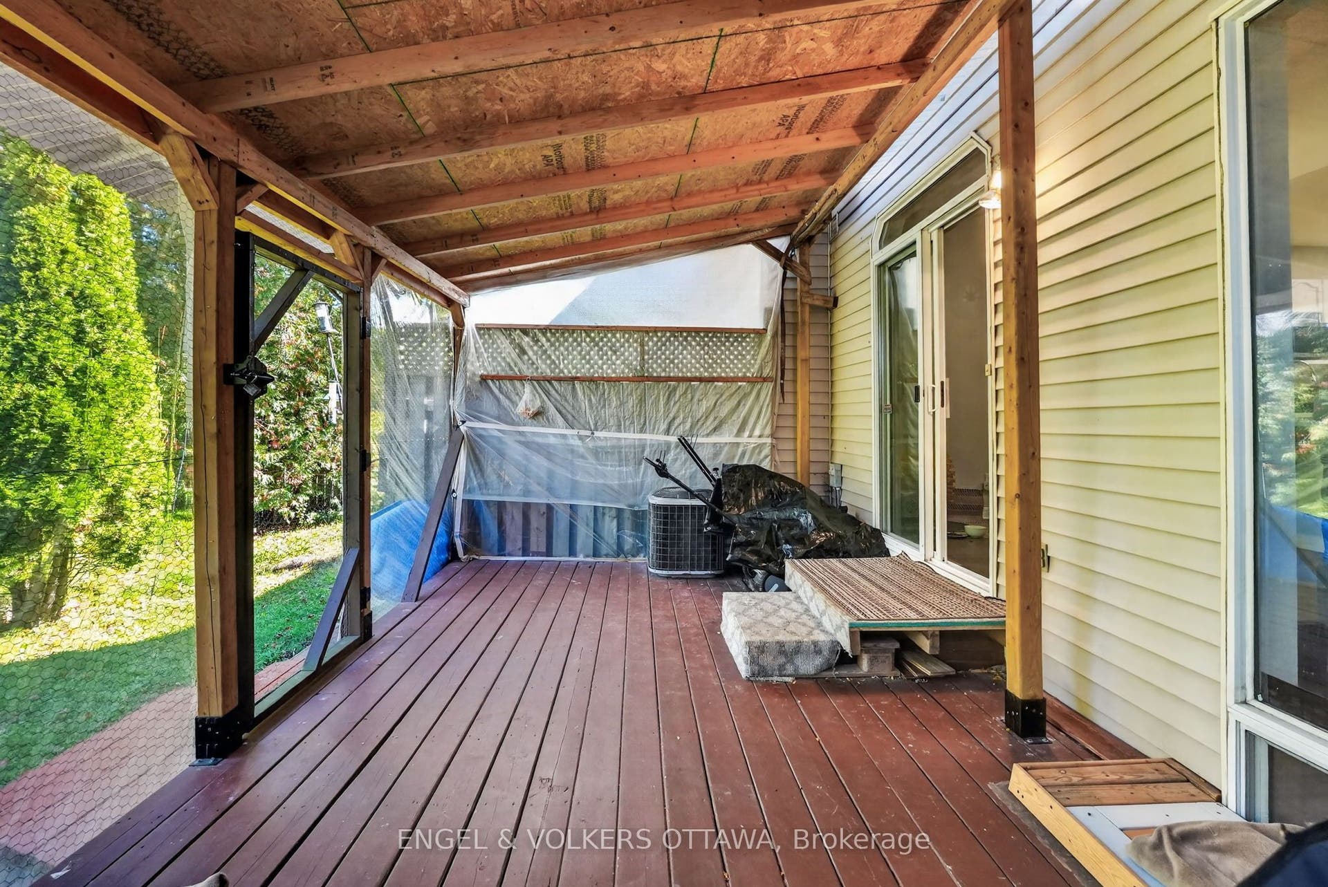 12 Kalbrook Street, Kanata, Ottawa ON K2T 1A8