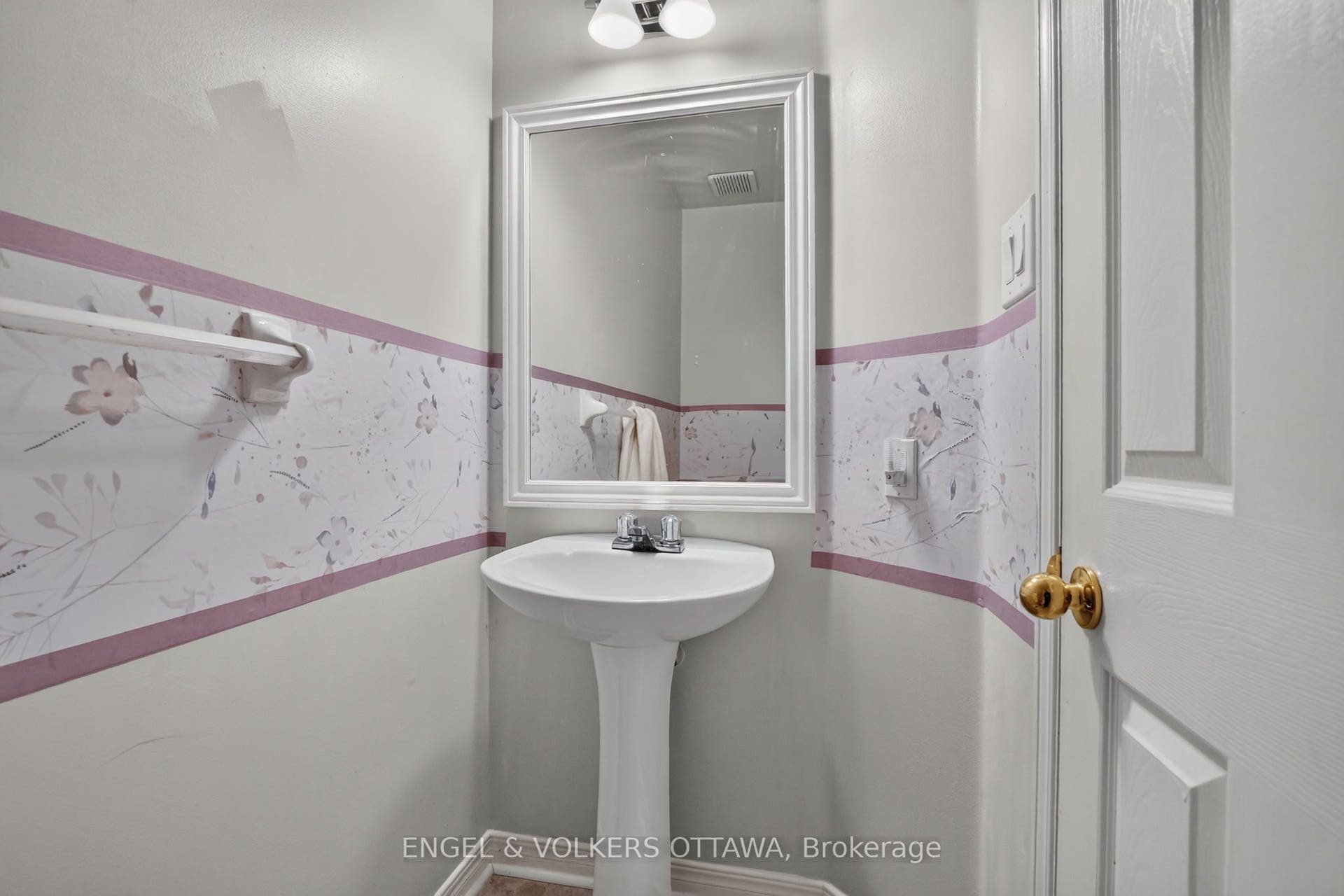 12 Kalbrook Street, Kanata, Ottawa ON K2T 1A8