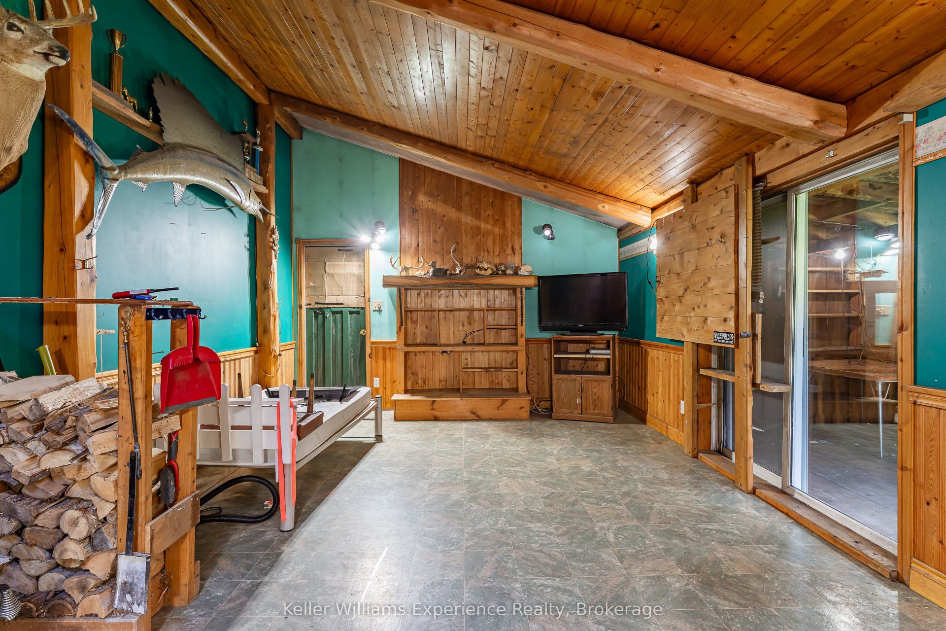 1074 West Road, Northern Bruce Peninsula, Bruce ON N0H 1W0