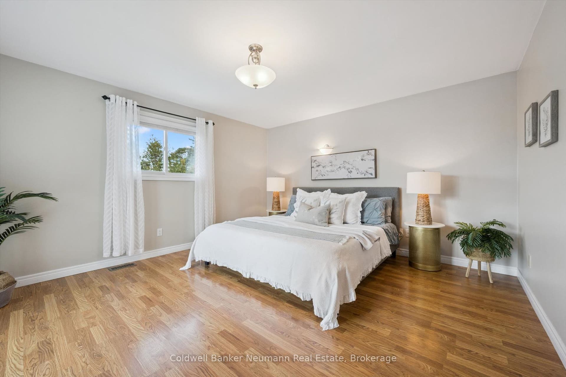 16 Argyle Drive, Guelph, Wellington ON N1G 2P2