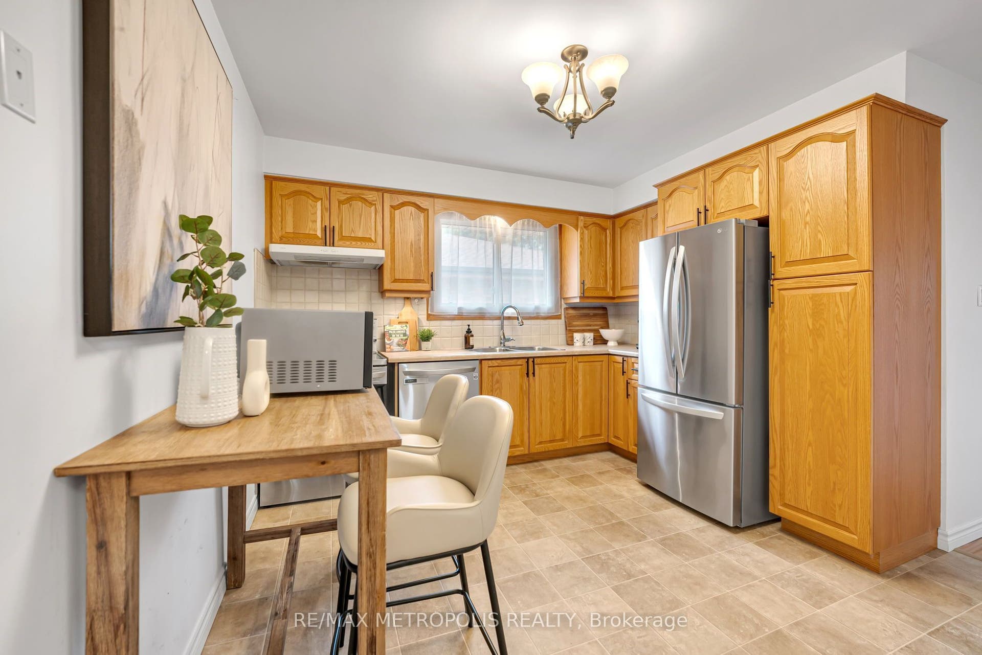 598 Black Oak Crescent, Waterloo, Waterloo, Waterloo ON N2V 1A5