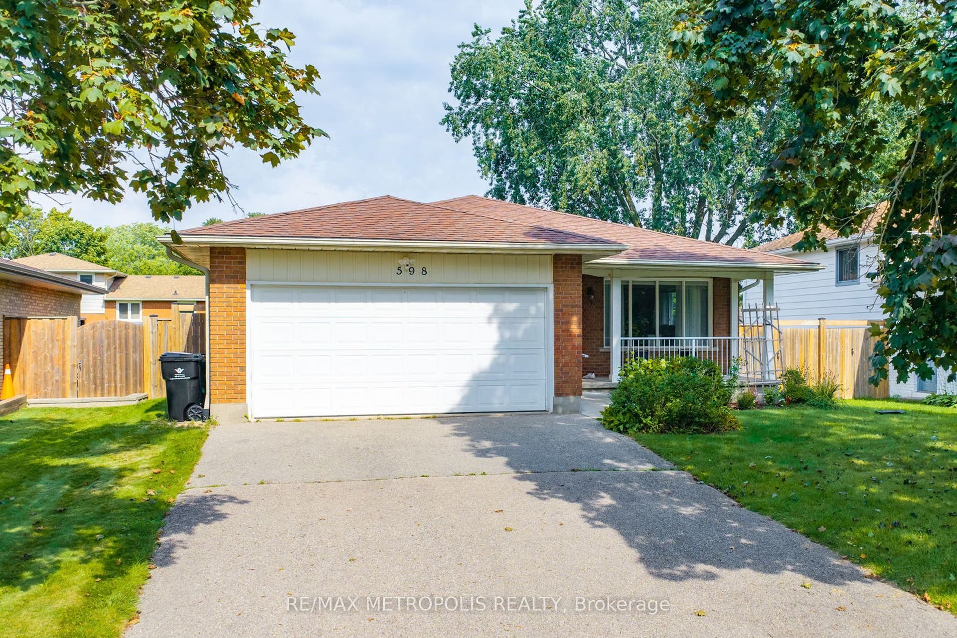 598 Black Oak Crescent, Waterloo, Waterloo, Waterloo ON N2V 1A5