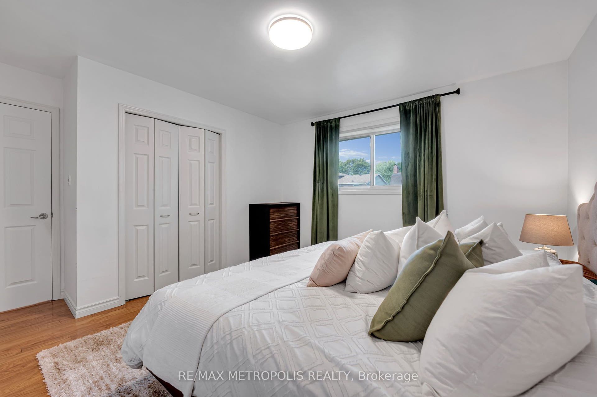 598 Black Oak Crescent, Waterloo, Waterloo, Waterloo ON N2V 1A5