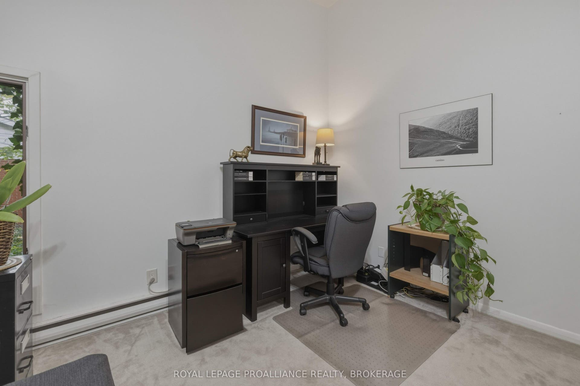 27 Riverside Drive, Kingston, Frontenac ON K7L 4V1
