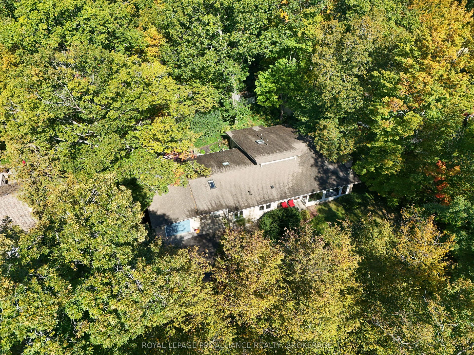 27 Riverside Drive, Kingston, Frontenac ON K7L 4V1