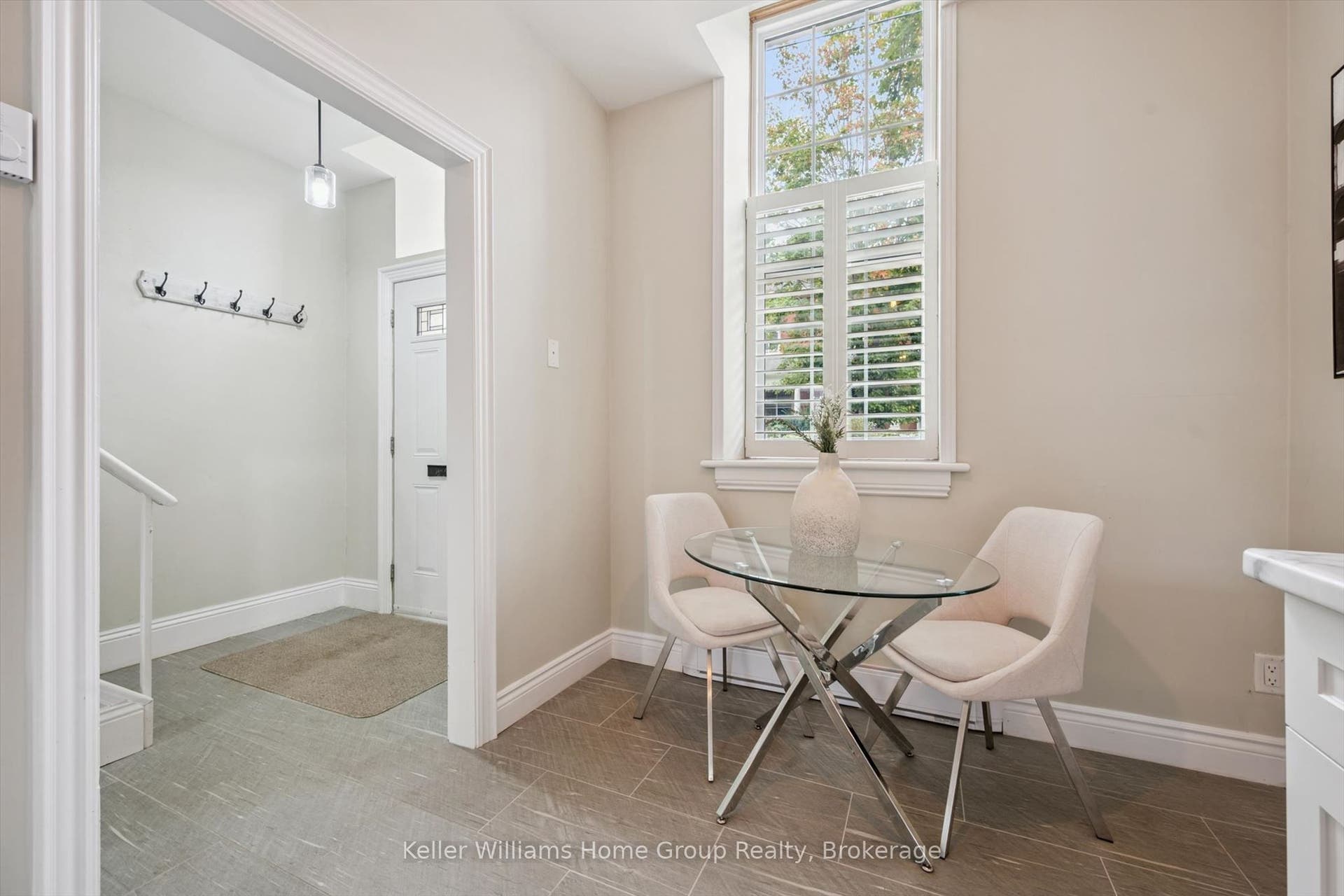 196 Arthur Street N, #6, Guelph, Wellington ON N1E 4V8 196 Arthur Street N, #6, Guelph, Wellington ON N1E 4V8