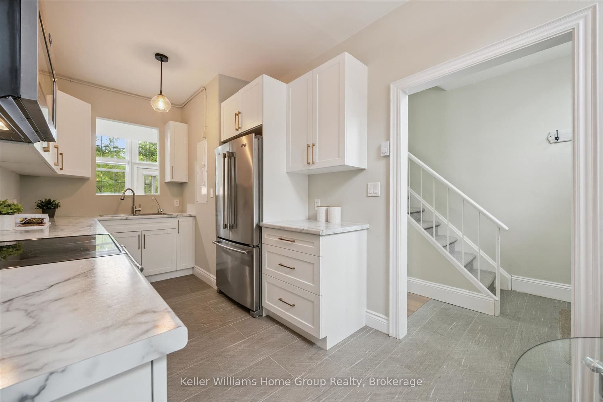 196 Arthur Street N, #6, Guelph, Wellington ON N1E 4V8 196 Arthur Street N, #6, Guelph, Wellington ON N1E 4V8
