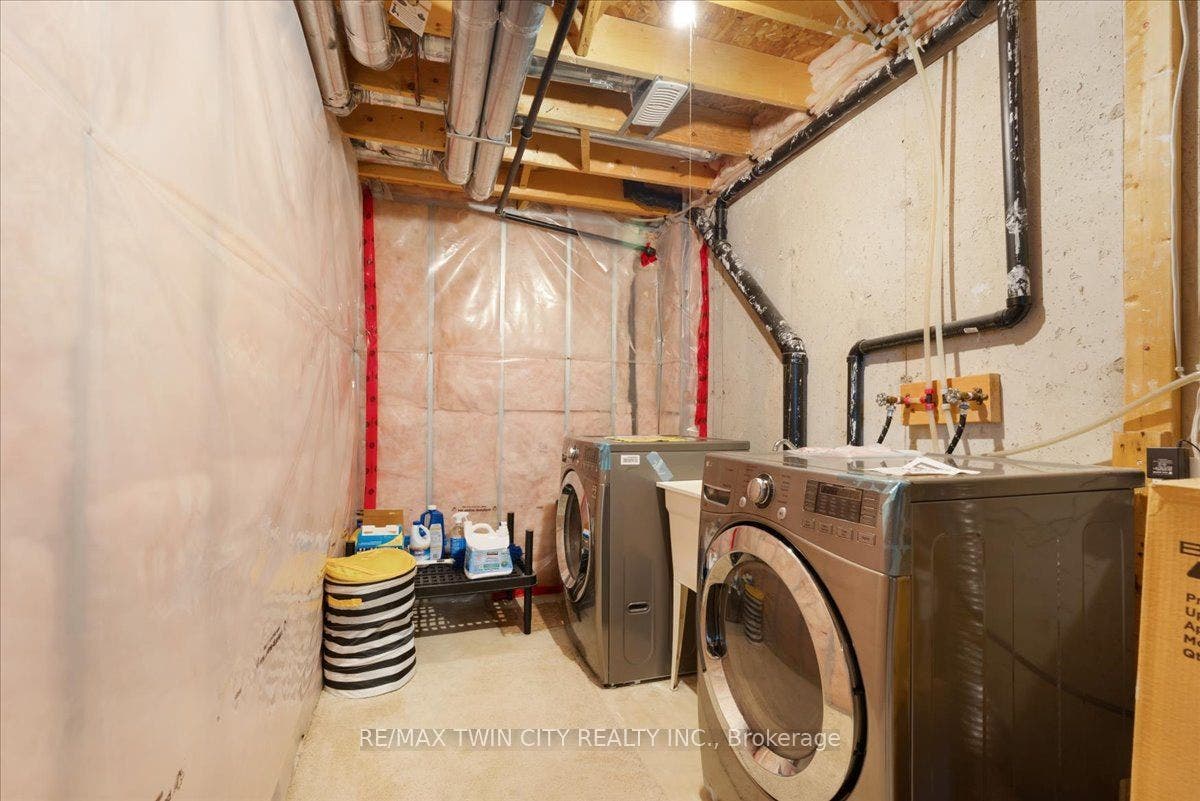 72 Meadowridge Street, Kitchener, Kitchener, Waterloo ON N2P 0E2 72 Meadowridge Street, Kitchener, Kitchener, Waterloo ON N2P 0E2