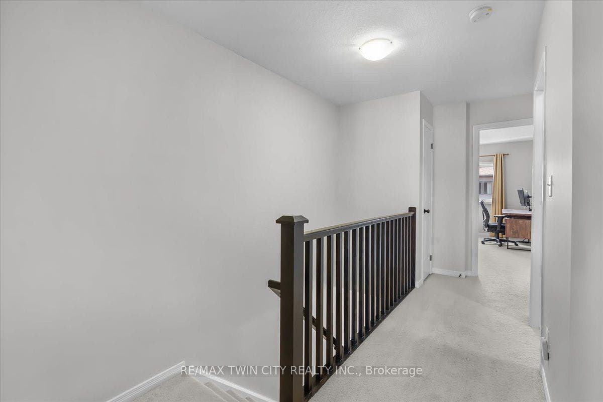 72 Meadowridge Street, Kitchener, Kitchener, Waterloo ON N2P 0E2 72 Meadowridge Street, Kitchener, Kitchener, Waterloo ON N2P 0E2