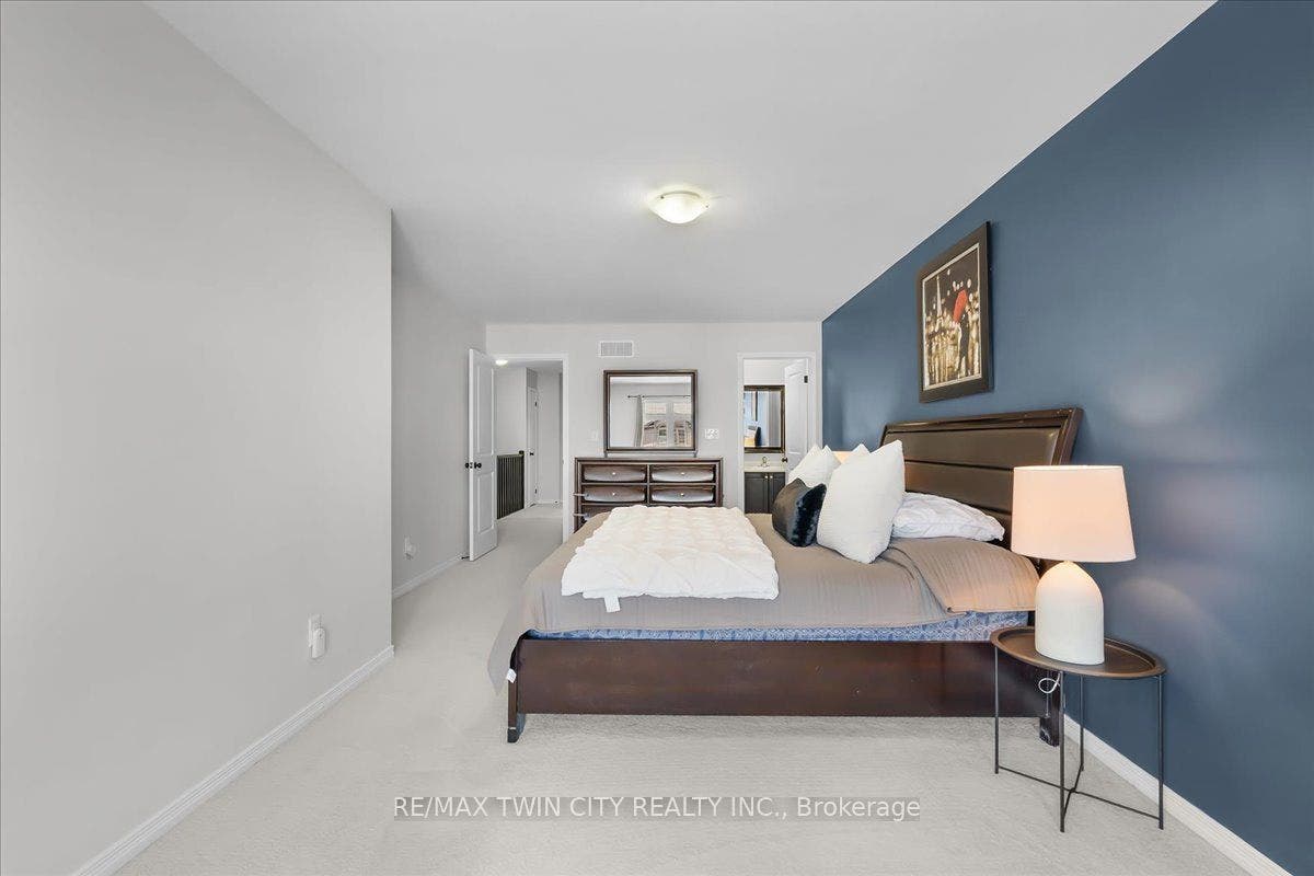 72 Meadowridge Street, Kitchener, Kitchener, Waterloo ON N2P 0E2 72 Meadowridge Street, Kitchener, Kitchener, Waterloo ON N2P 0E2