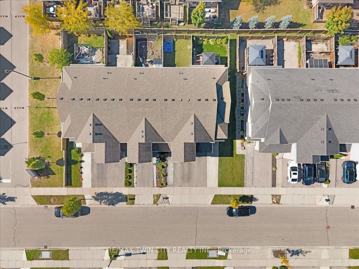 72 Meadowridge Street, Kitchener, Kitchener, Waterloo ON N2P 0E2 72 Meadowridge Street, Kitchener, Kitchener, Waterloo ON N2P 0E2