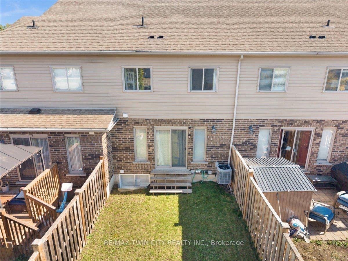 72 Meadowridge Street, Kitchener, Kitchener, Waterloo ON N2P 0E2 72 Meadowridge Street, Kitchener, Kitchener, Waterloo ON N2P 0E2