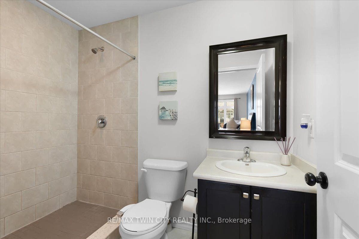 72 Meadowridge Street, Kitchener, Kitchener, Waterloo ON N2P 0E2 72 Meadowridge Street, Kitchener, Kitchener, Waterloo ON N2P 0E2