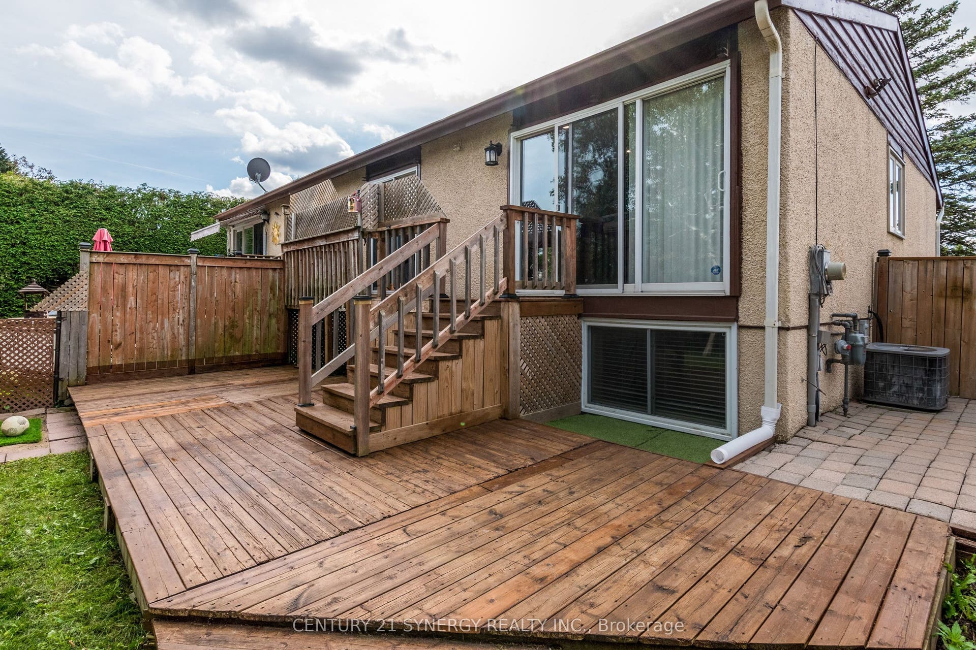68 Sheldrake Drive, Kanata, Ottawa ON K2L 1S8 68 Sheldrake Drive, Kanata, Ottawa ON K2L 1S8