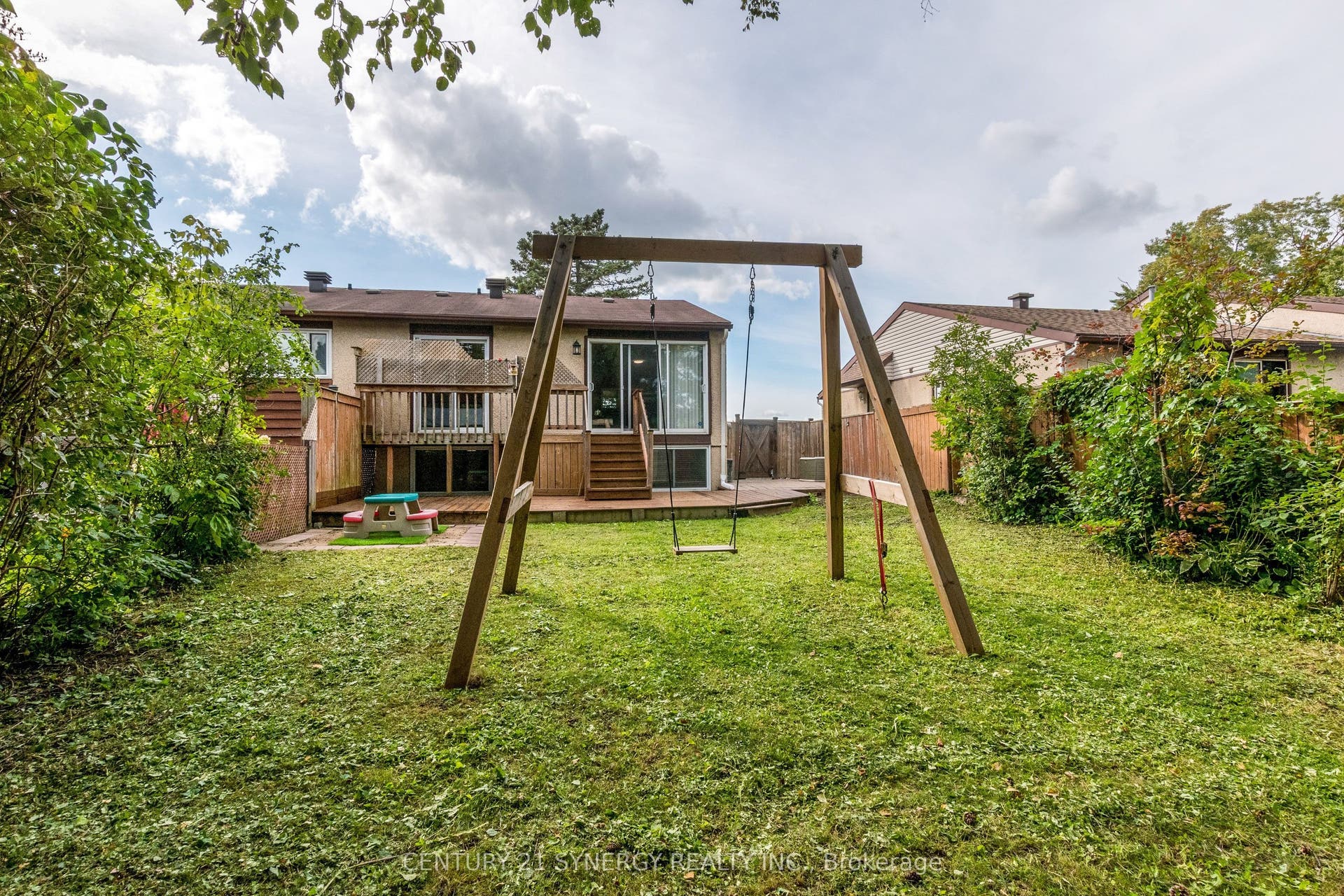 68 Sheldrake Drive, Kanata, Ottawa ON K2L 1S8 68 Sheldrake Drive, Kanata, Ottawa ON K2L 1S8