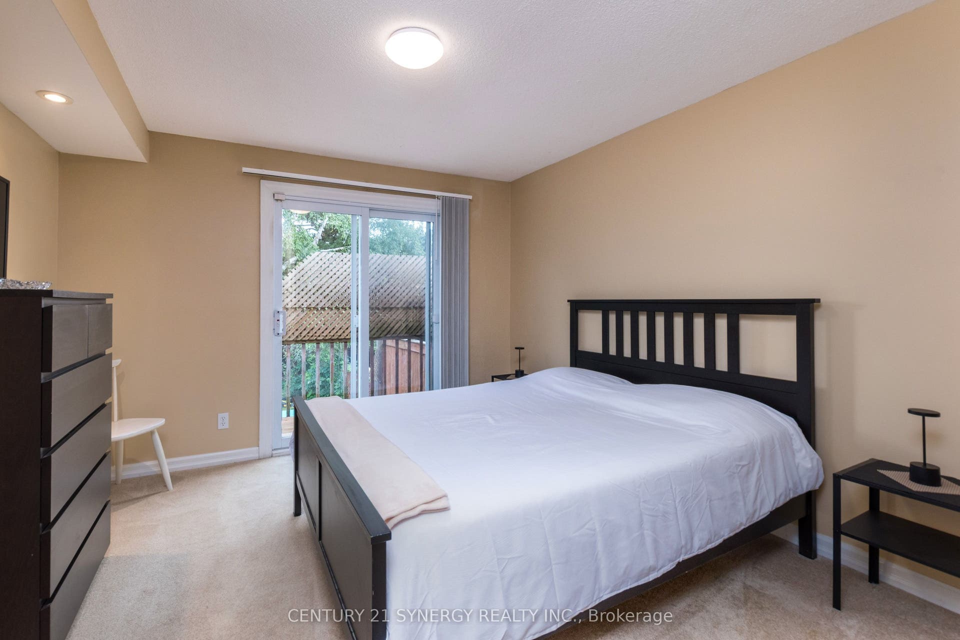 68 Sheldrake Drive, Kanata, Ottawa ON K2L 1S8 68 Sheldrake Drive, Kanata, Ottawa ON K2L 1S8