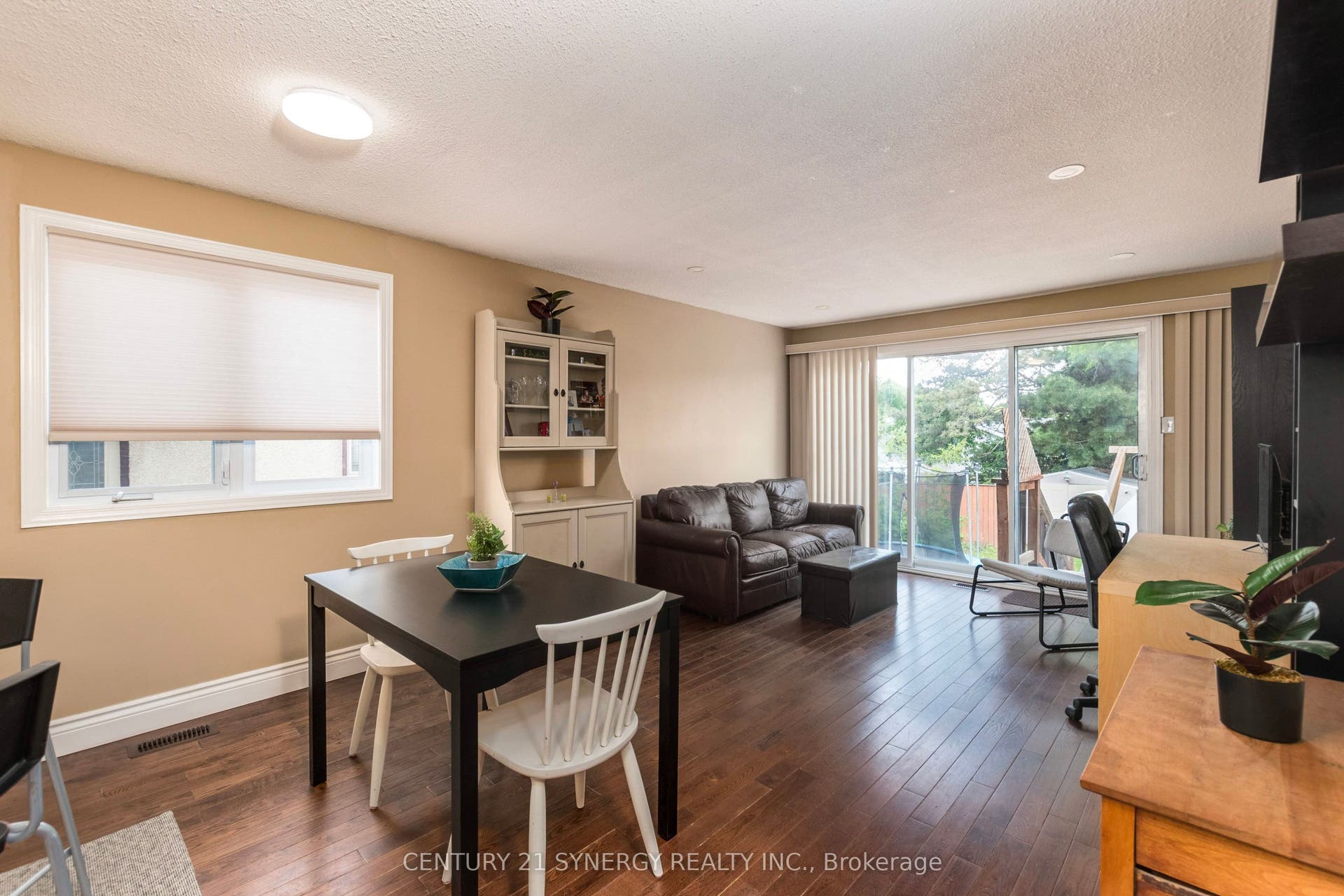 68 Sheldrake Drive, Kanata, Ottawa ON K2L 1S8 68 Sheldrake Drive, Kanata, Ottawa ON K2L 1S8