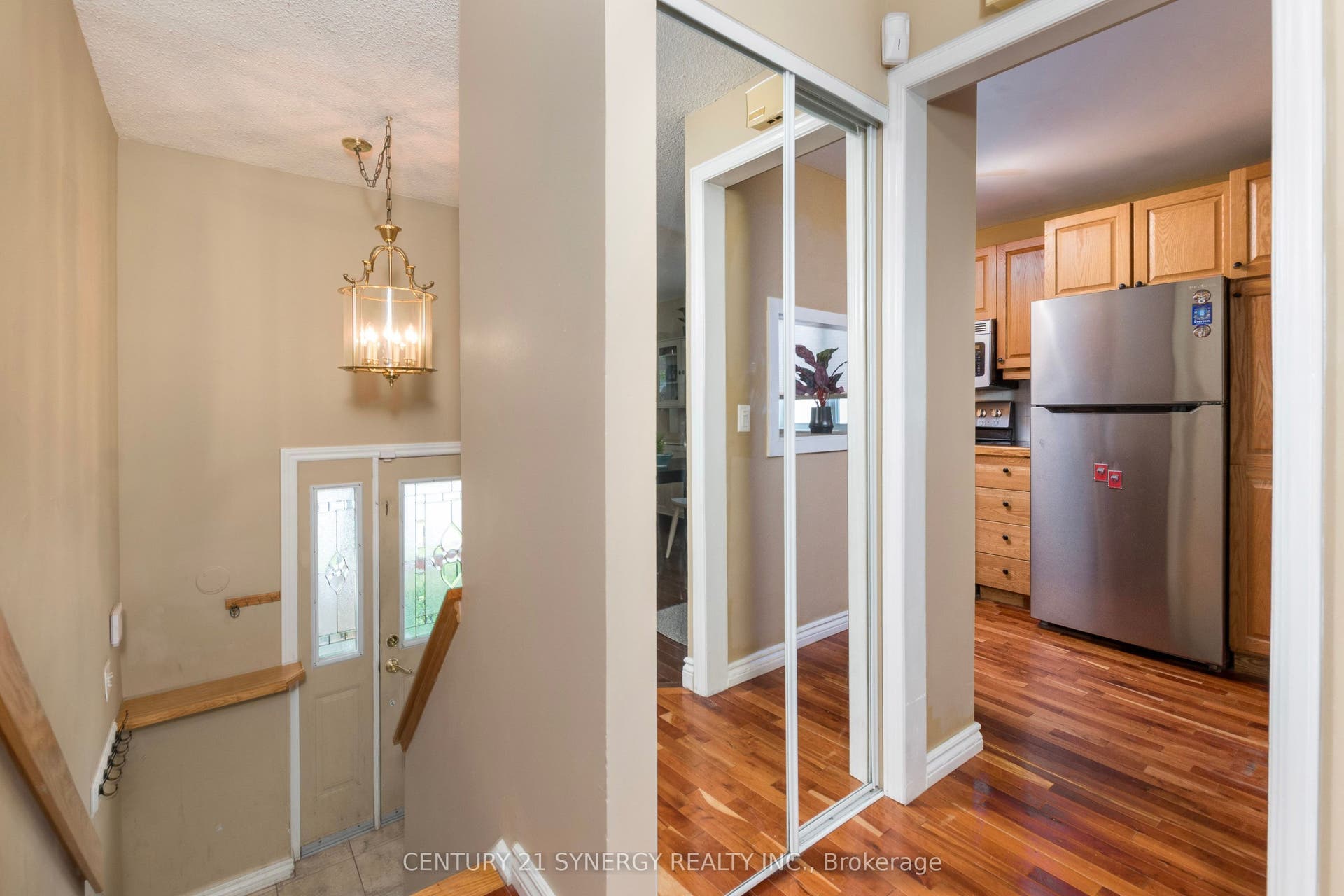 68 Sheldrake Drive, Kanata, Ottawa ON K2L 1S8 68 Sheldrake Drive, Kanata, Ottawa ON K2L 1S8