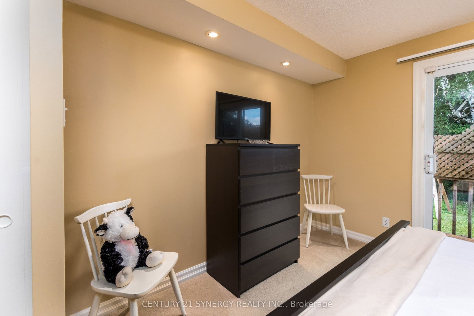 68 Sheldrake Drive, Kanata, Ottawa ON K2L 1S8 68 Sheldrake Drive, Kanata, Ottawa ON K2L 1S8