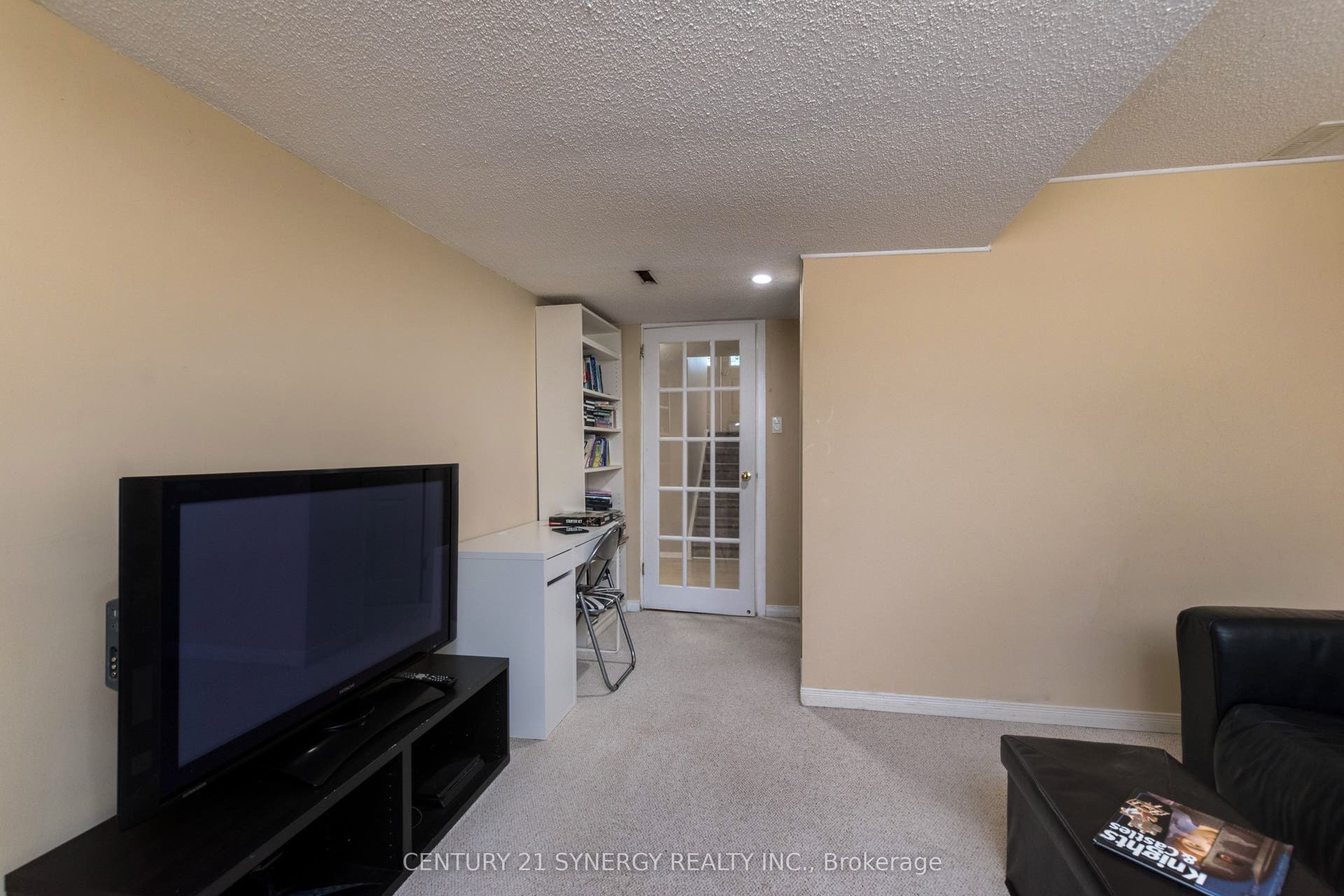 68 Sheldrake Drive, Kanata, Ottawa ON K2L 1S8 68 Sheldrake Drive, Kanata, Ottawa ON K2L 1S8
