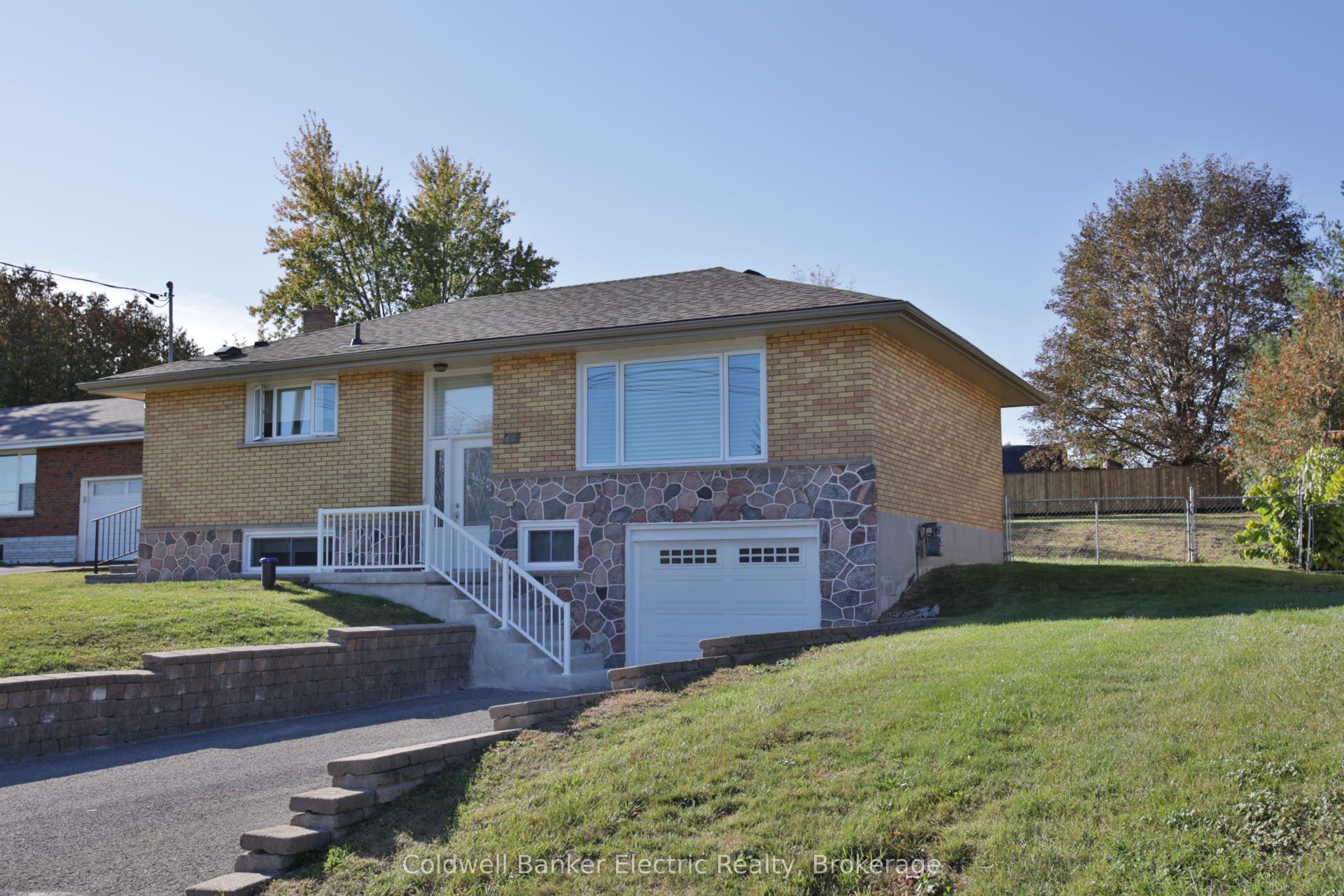 282 Gifford Drive, Douro-Dummer, Peterborough ON K9L 1A7