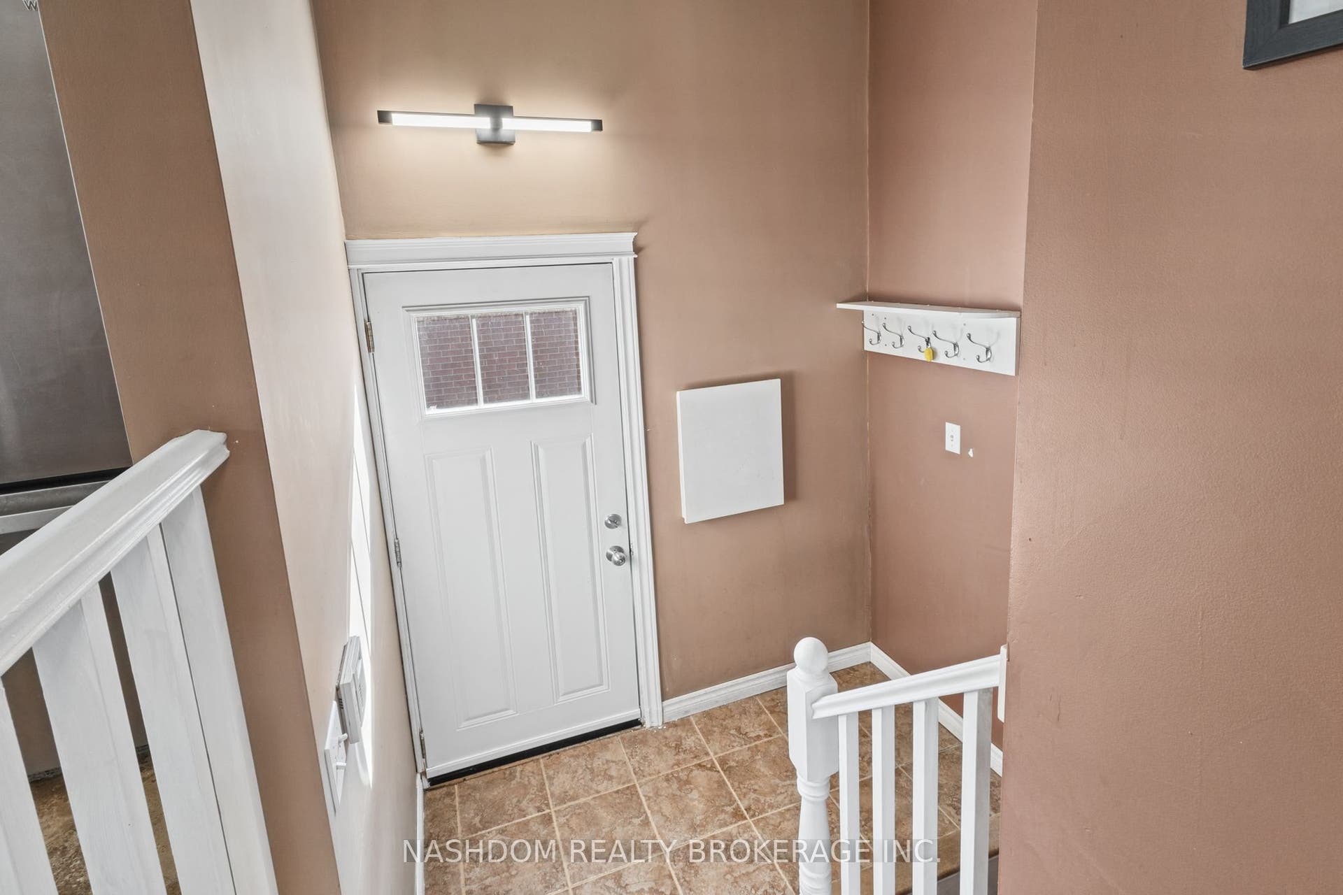 366 East 17th Street, Hamilton, Hamilton ON L9A 4N2