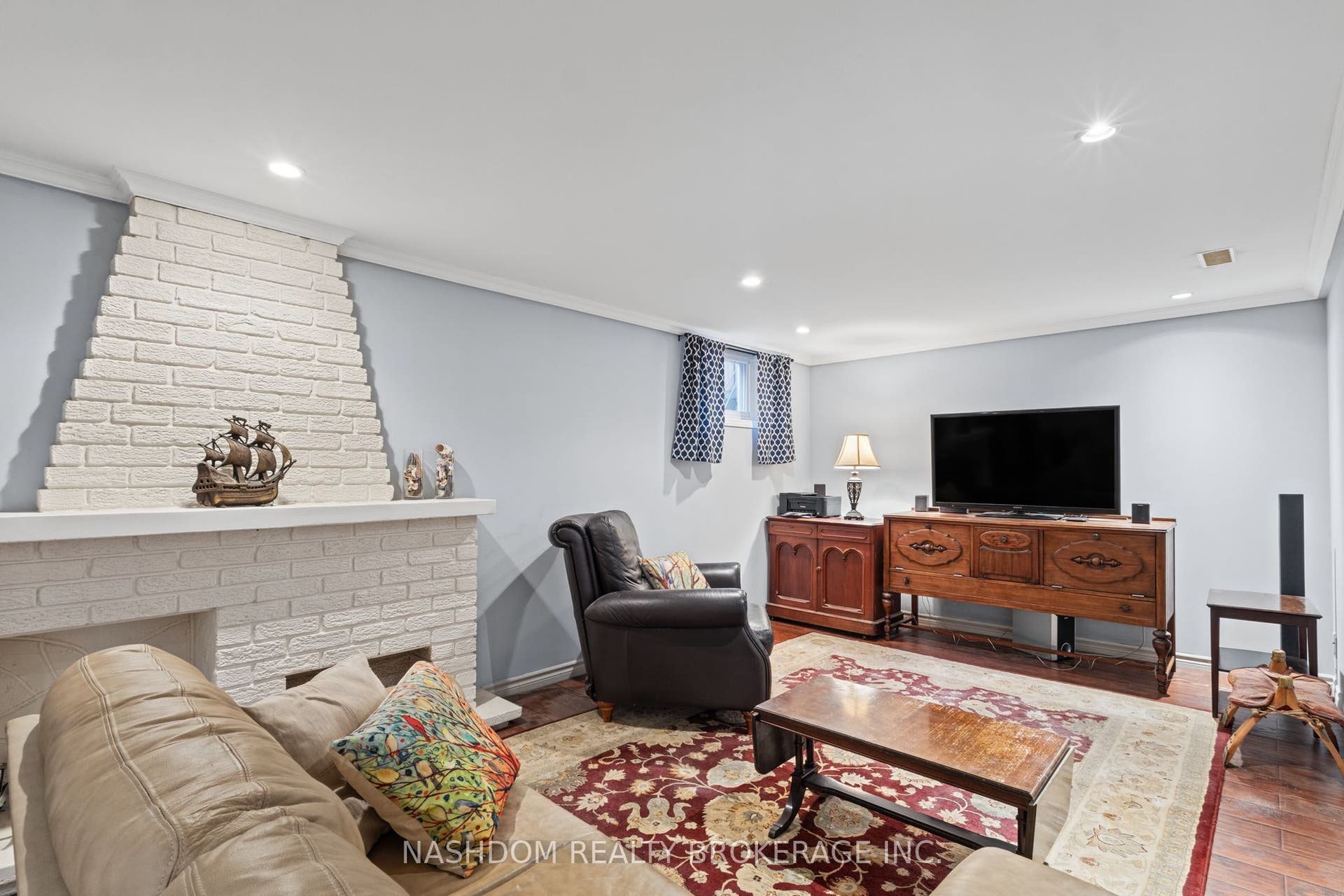 366 East 17th Street, Hamilton, Hamilton ON L9A 4N2