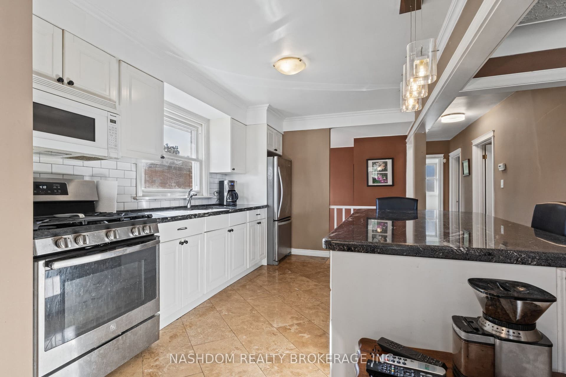 366 East 17th Street, Hamilton, Hamilton ON L9A 4N2