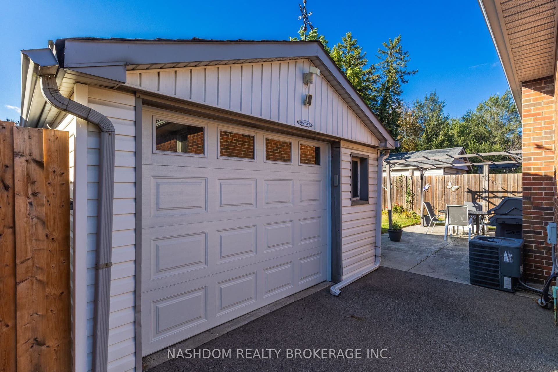 366 East 17th Street, Hamilton, Hamilton ON L9A 4N2