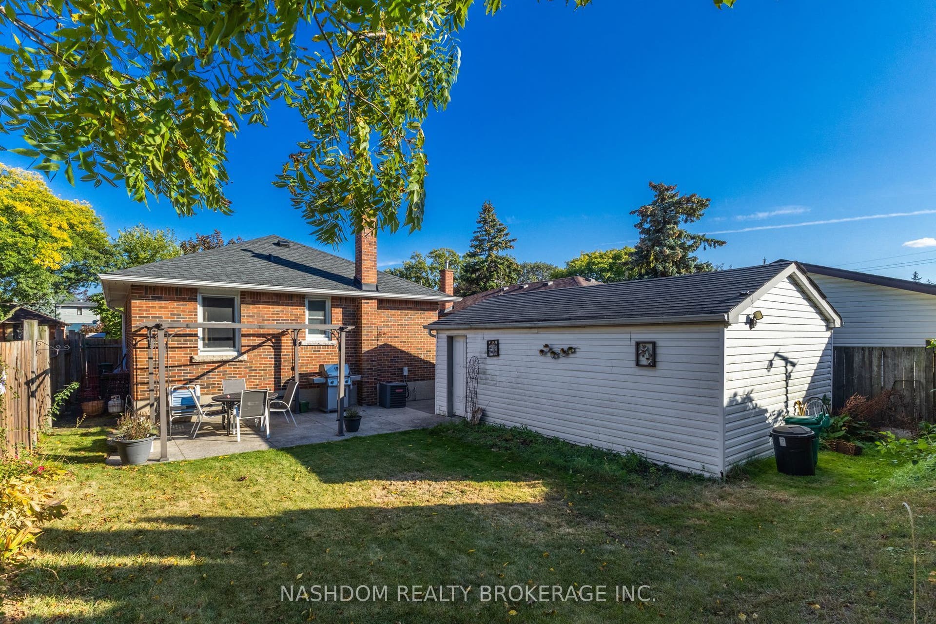 366 East 17th Street, Hamilton, Hamilton ON L9A 4N2
