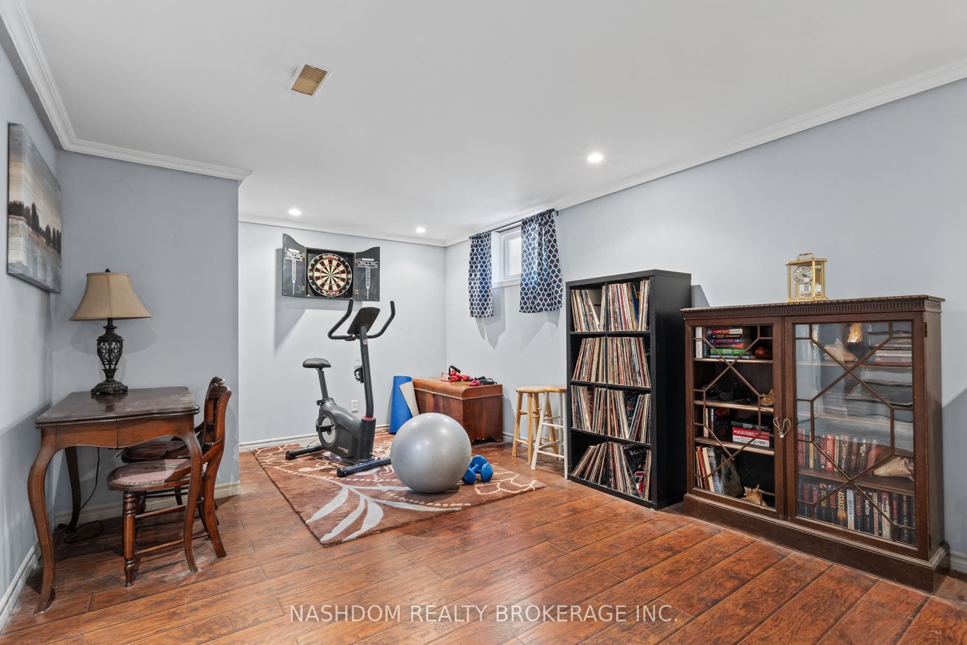 366 East 17th Street, Hamilton, Hamilton ON L9A 4N2