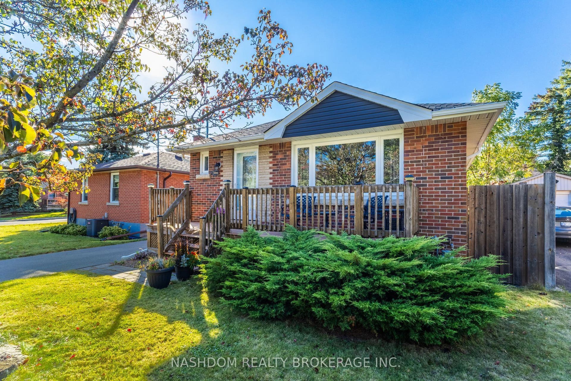366 East 17th Street, Hamilton, Hamilton ON L9A 4N2