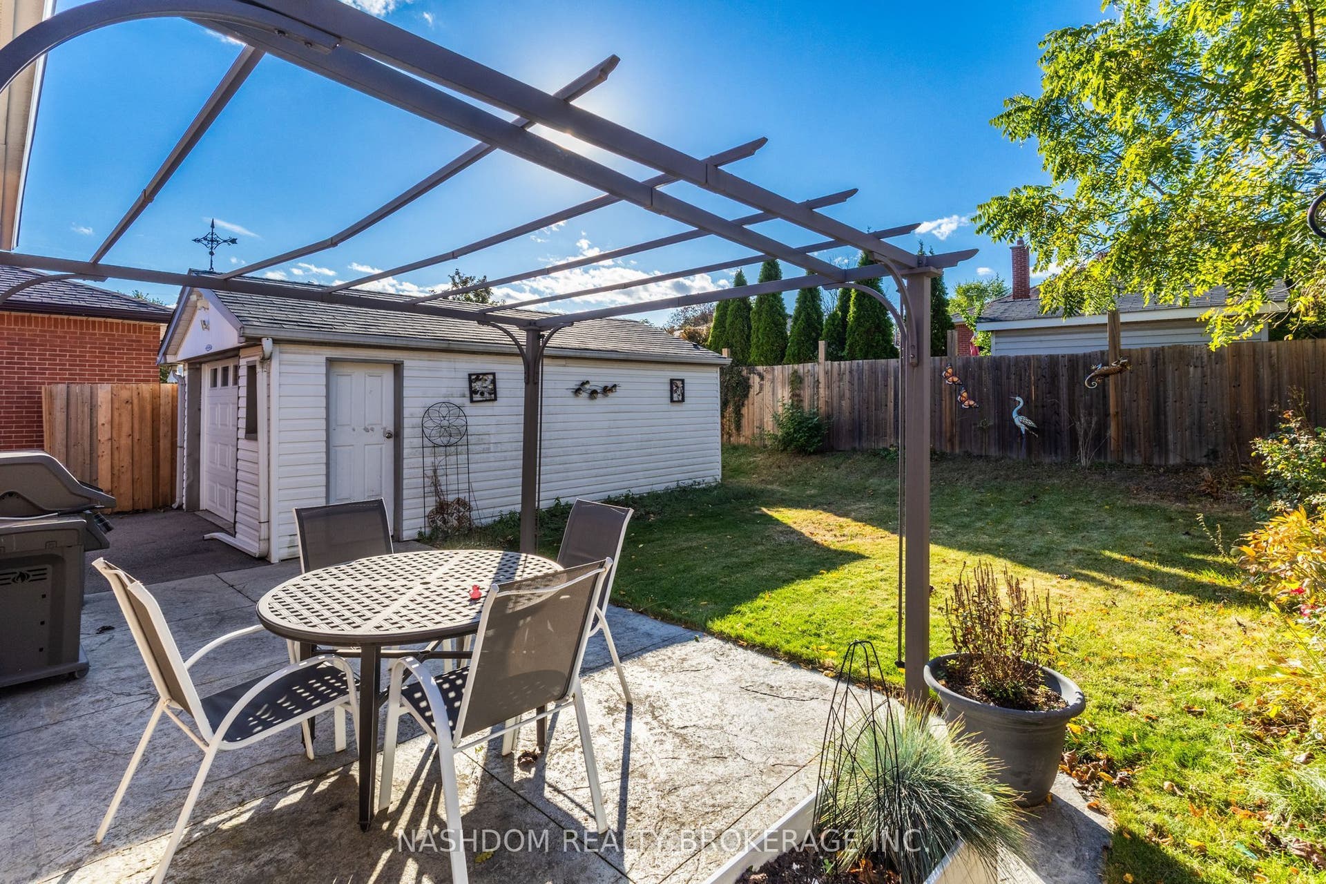 366 East 17th Street, Hamilton, Hamilton ON L9A 4N2