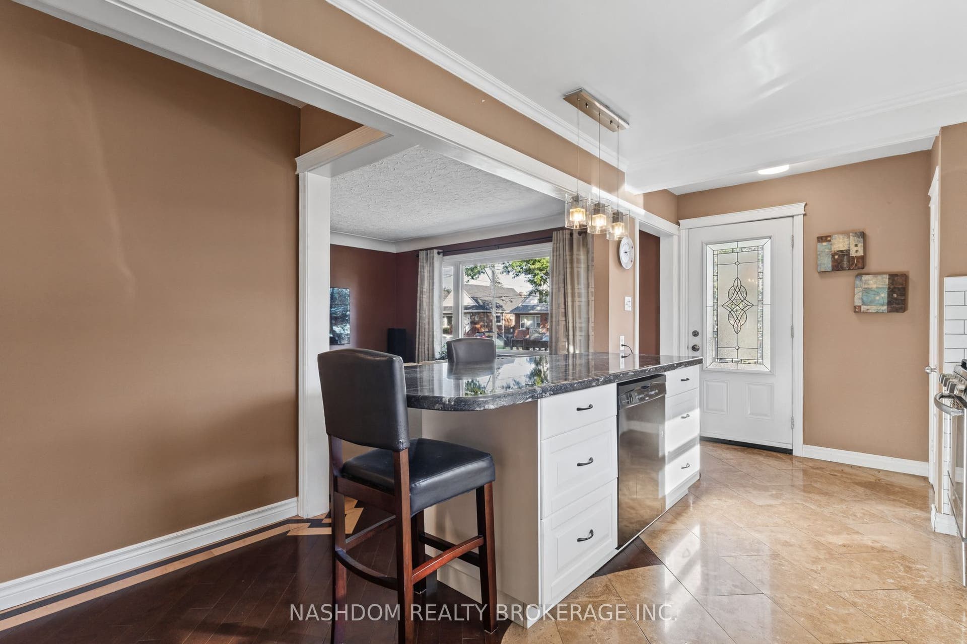 366 East 17th Street, Hamilton, Hamilton ON L9A 4N2
