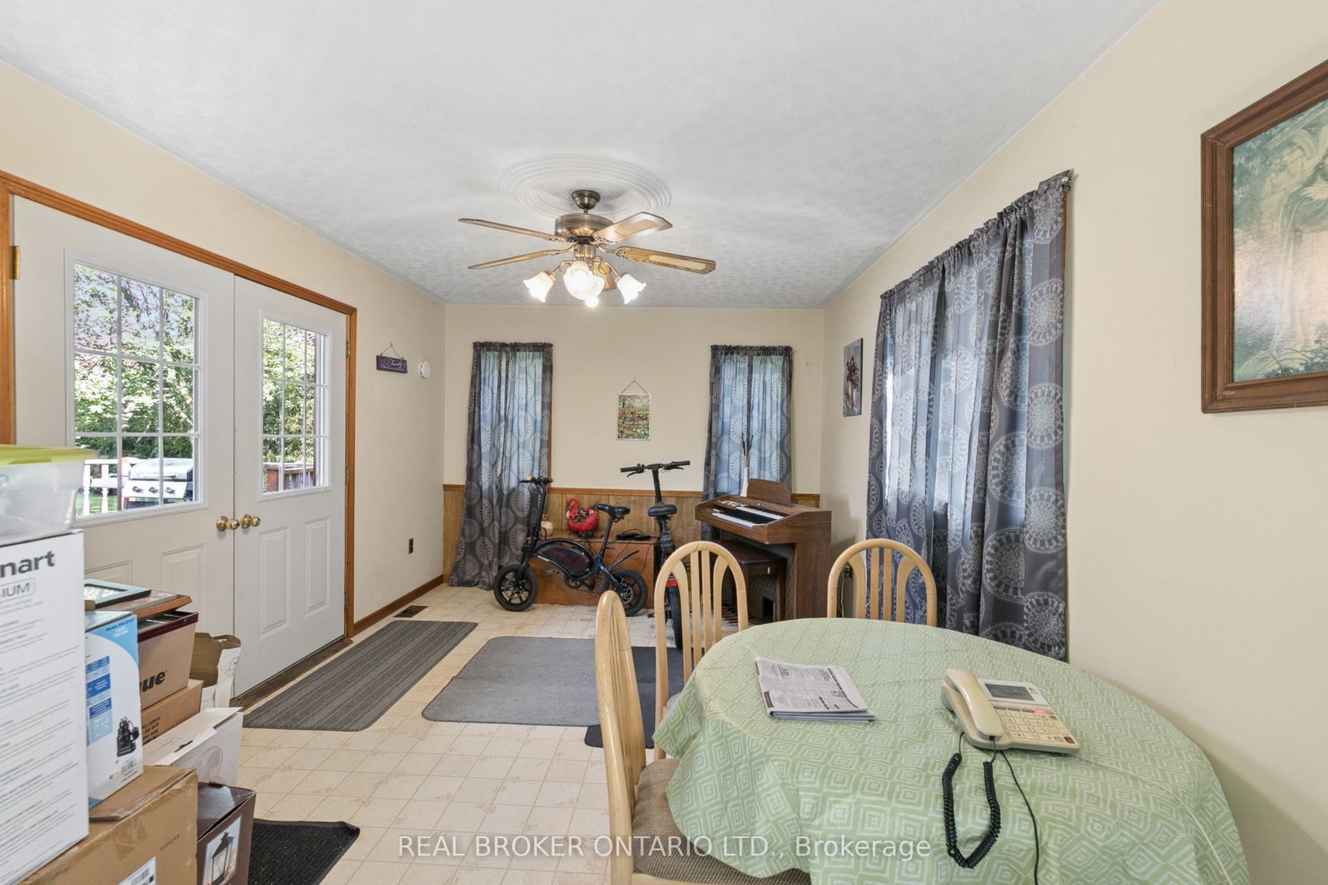 195 John Street S, Minto, Wellington ON N0G 1Z0