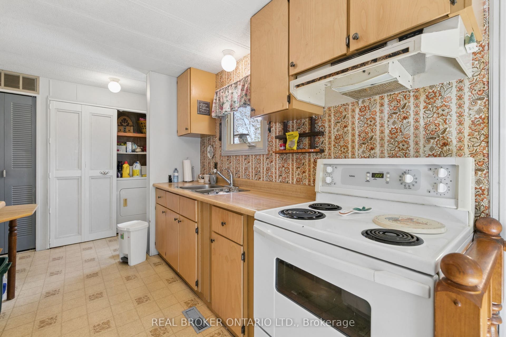 195 John Street S, Minto, Wellington ON N0G 1Z0