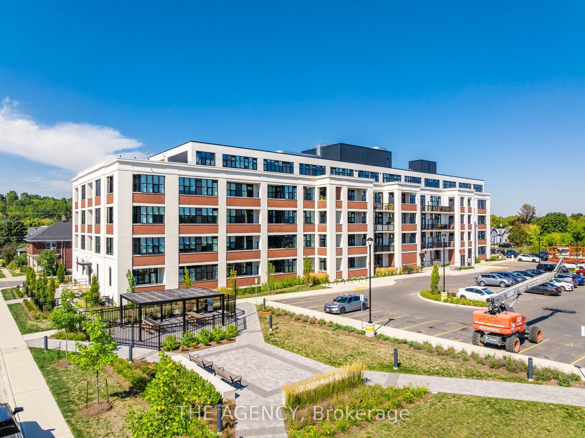 120 Huron Street, #320, Guelph, Wellington ON N1E 0T8 120 Huron Street, #320, Guelph, Wellington ON N1E 0T8