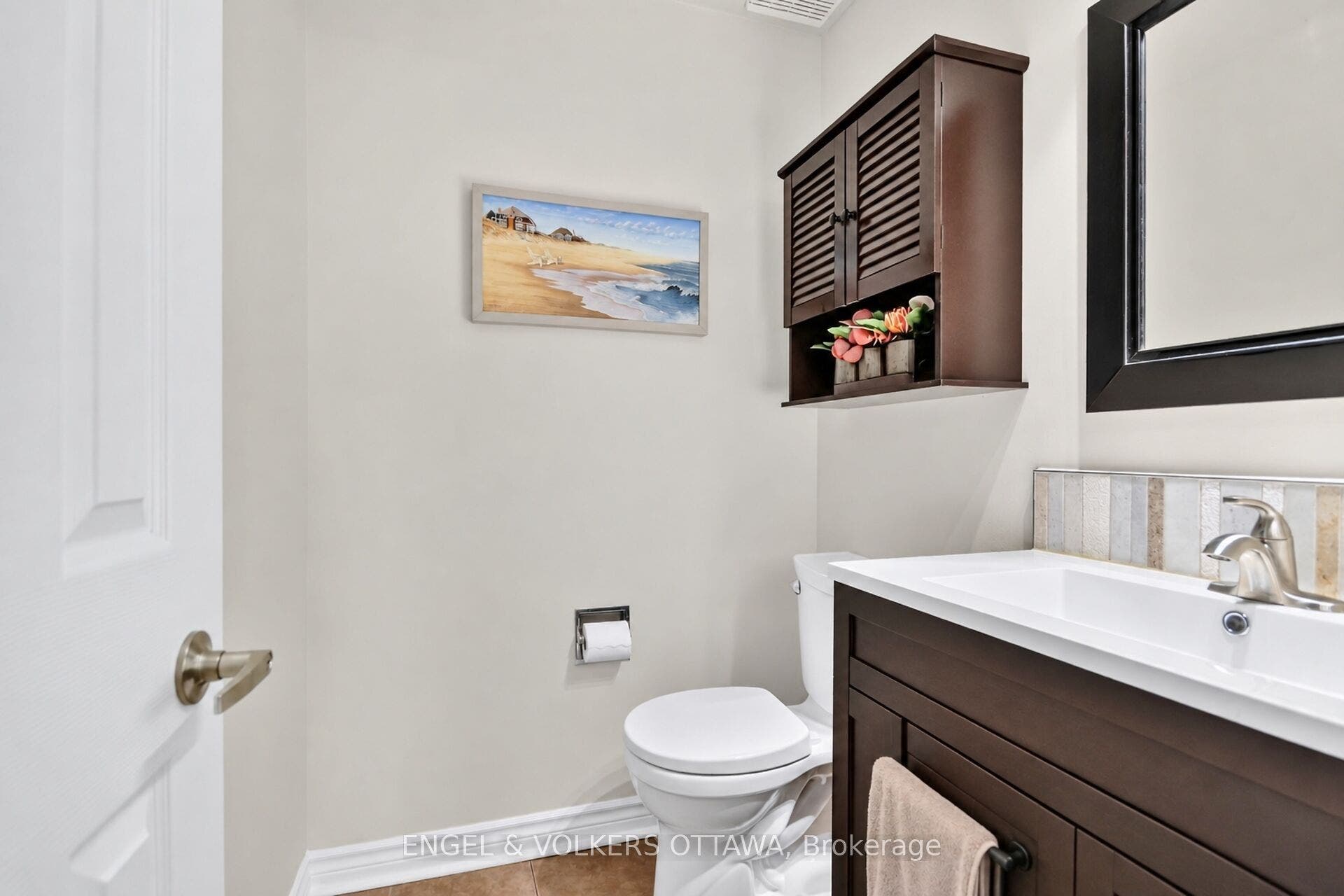 138 Sherway Drive, Barrhaven, Ottawa ON K2J 1P1 138 Sherway Drive, Barrhaven, Ottawa ON K2J 1P1