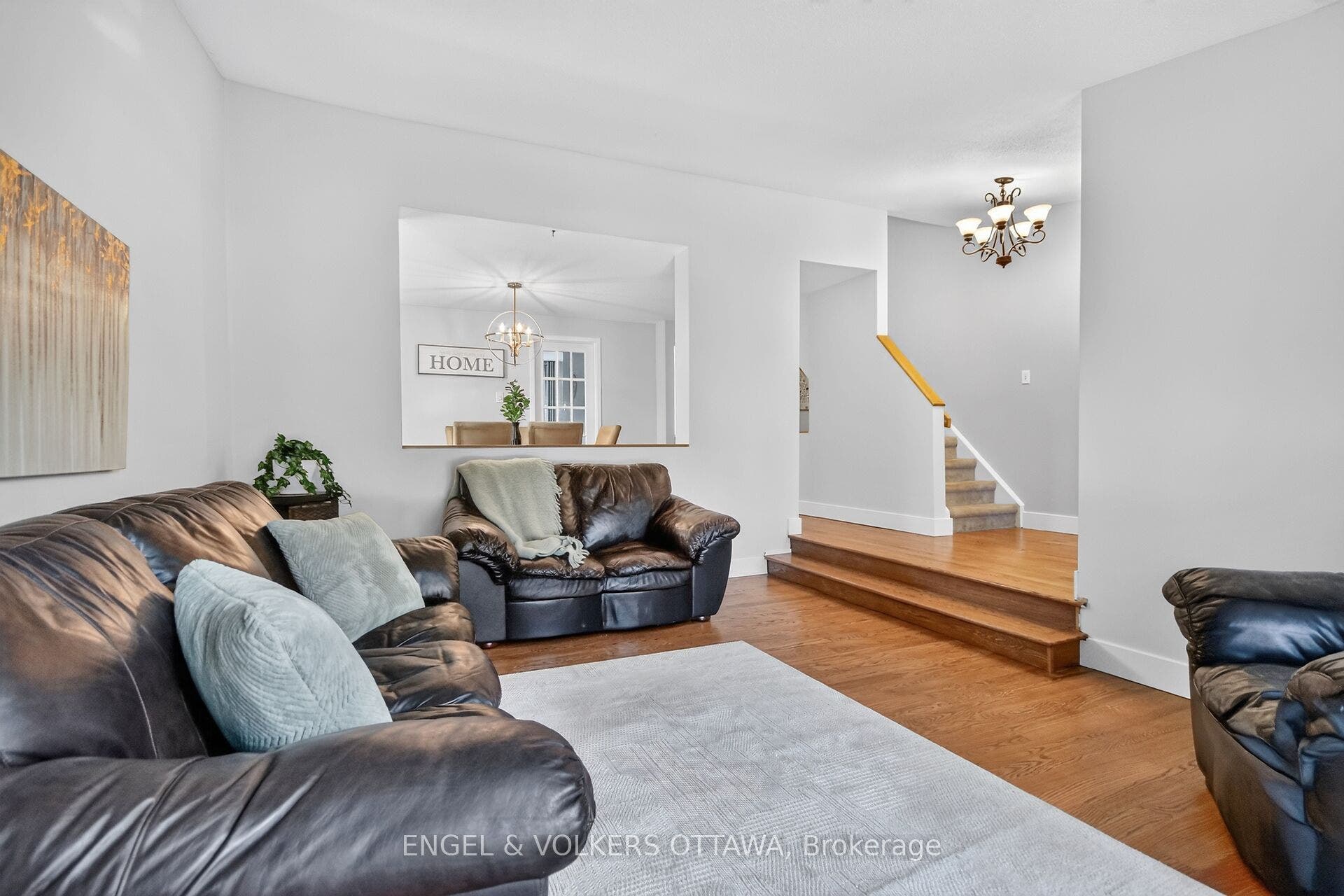 138 Sherway Drive, Barrhaven, Ottawa ON K2J 1P1 138 Sherway Drive, Barrhaven, Ottawa ON K2J 1P1