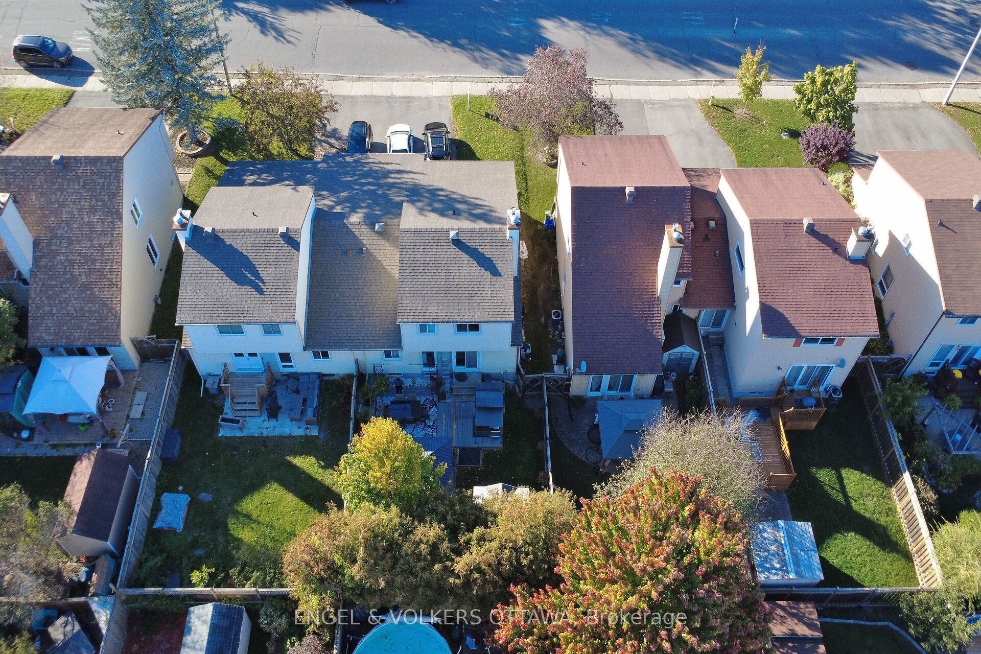138 Sherway Drive, Barrhaven, Ottawa ON K2J 1P1 138 Sherway Drive, Barrhaven, Ottawa ON K2J 1P1
