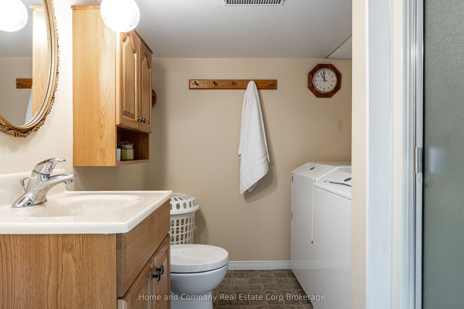 lower full bath/laundry