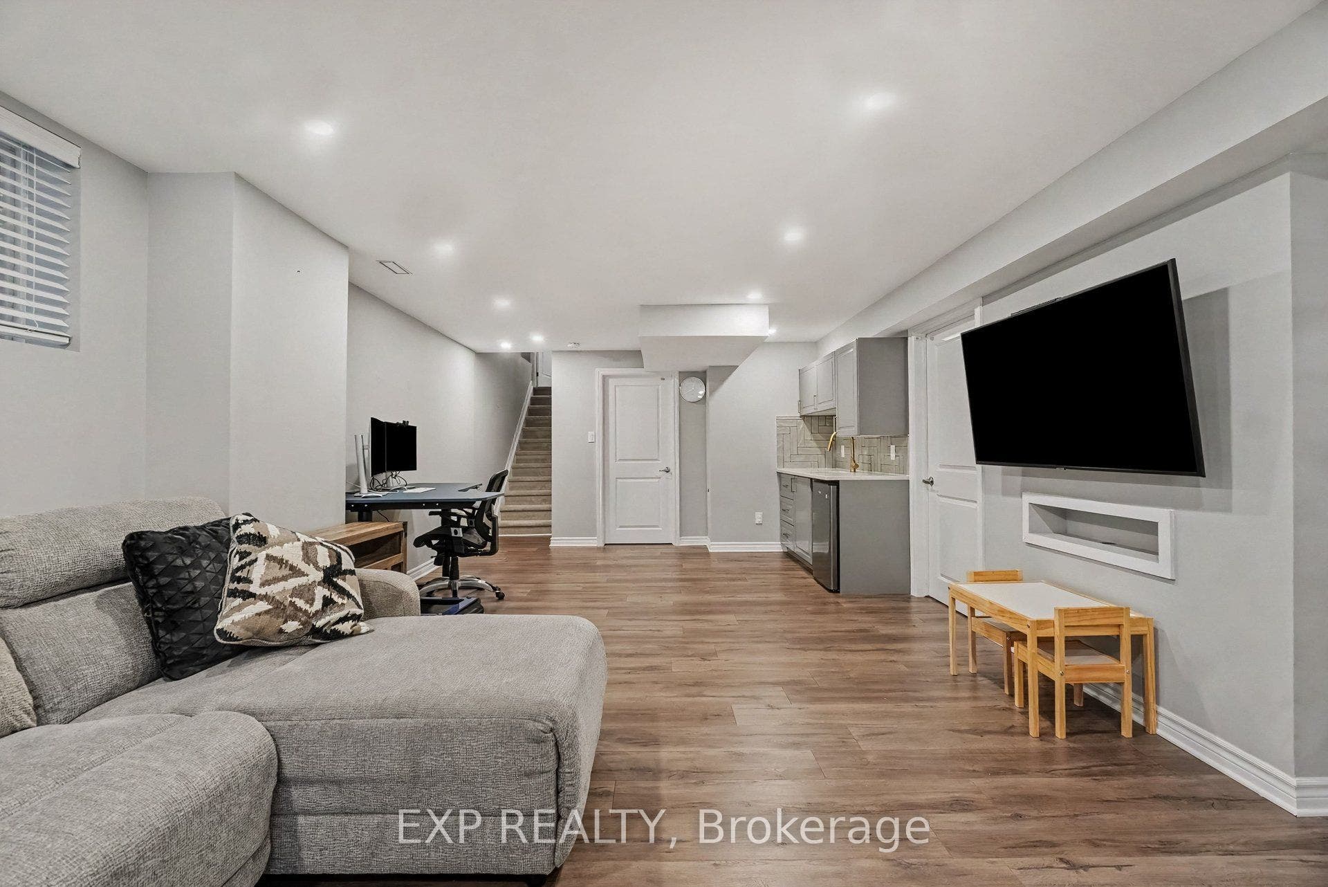 719 Cashmere Terrace, Barrhaven, Ottawa ON K2J 6M2 719 Cashmere Terrace, Barrhaven, Ottawa ON K2J 6M2