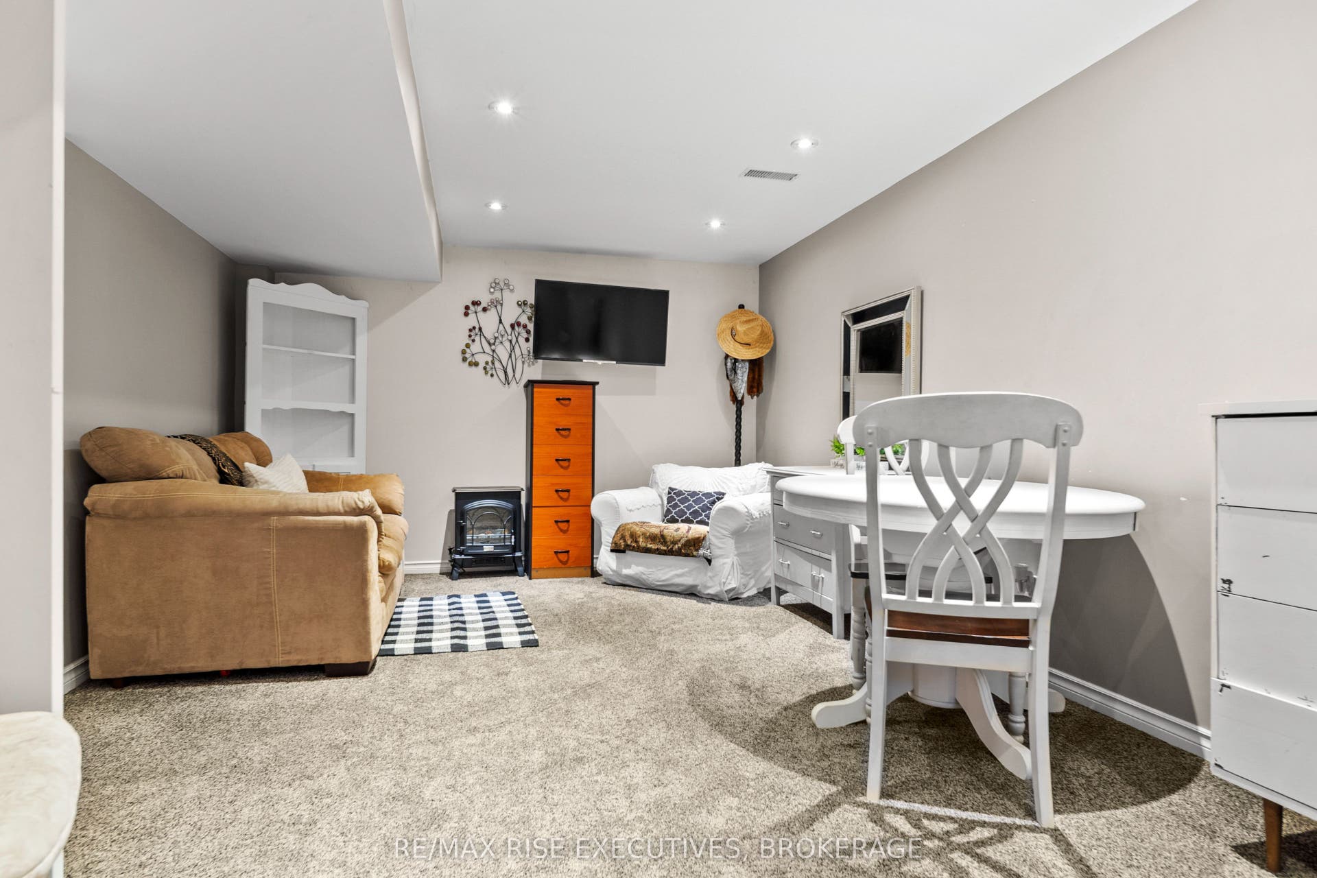 149 Grenadier Drive, Kingston, Frontenac ON K7K 6H1 149 Grenadier Drive, Kingston, Frontenac ON K7K 6H1