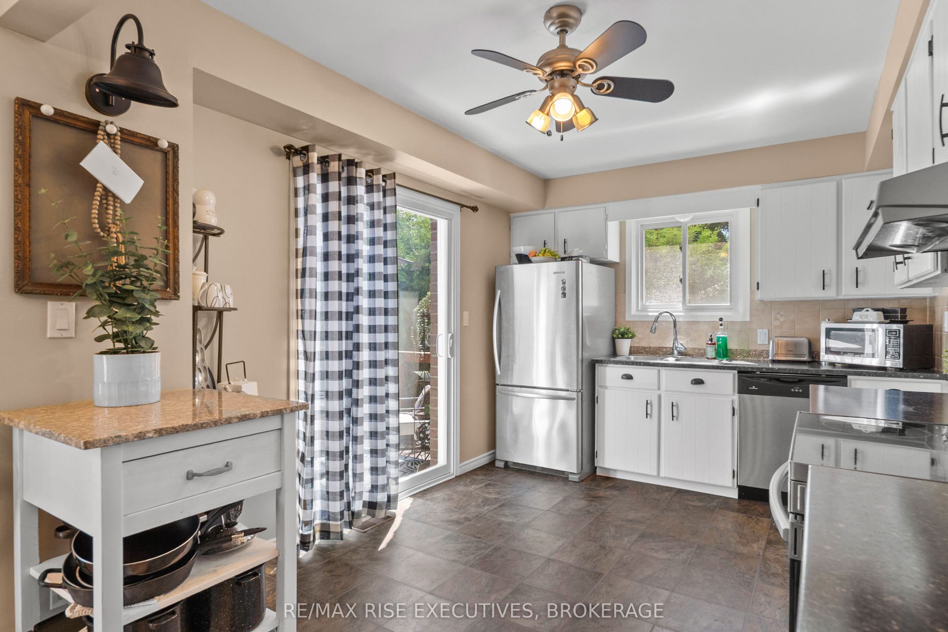149 Grenadier Drive, Kingston, Frontenac ON K7K 6H1 149 Grenadier Drive, Kingston, Frontenac ON K7K 6H1
