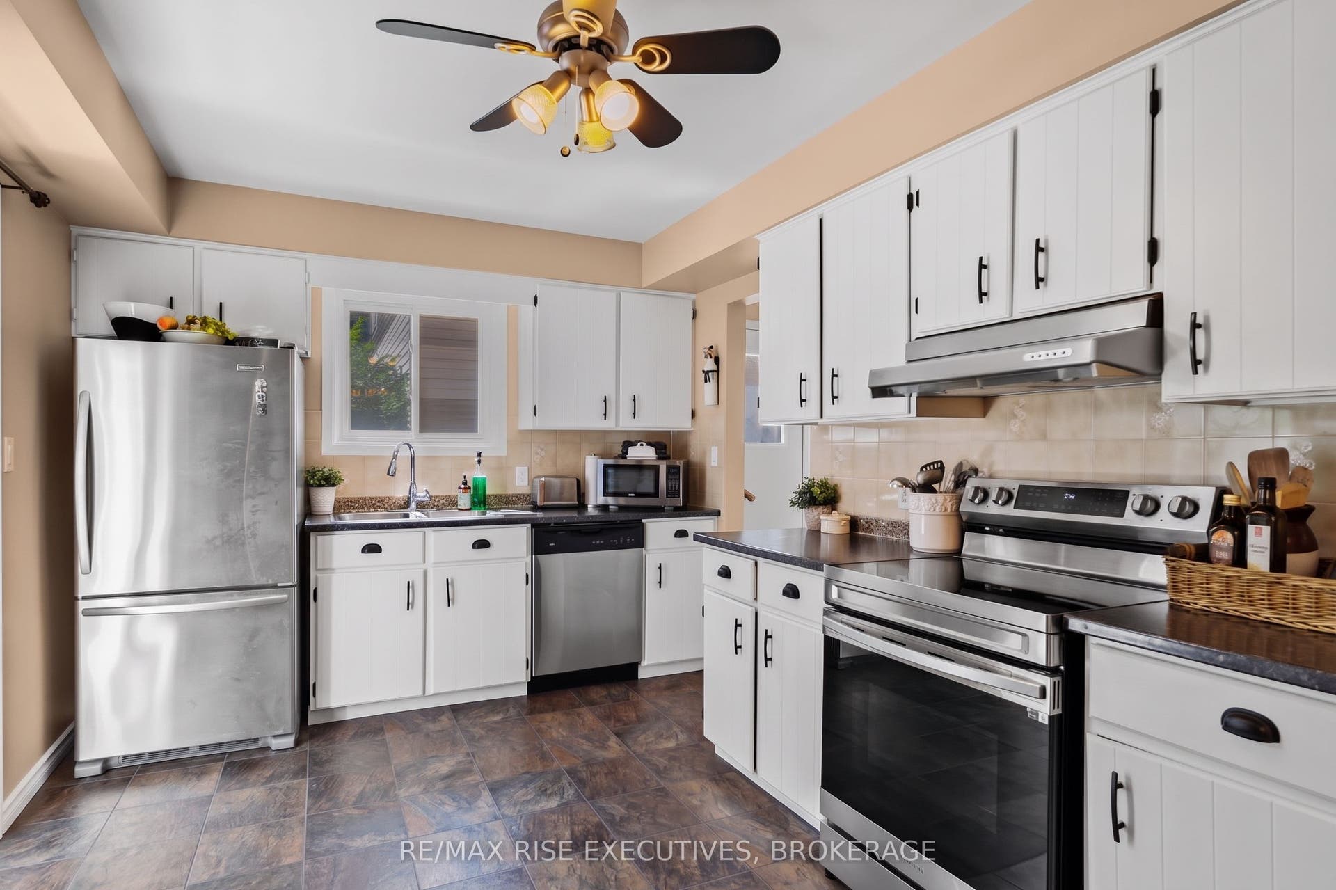 149 Grenadier Drive, Kingston, Frontenac ON K7K 6H1 149 Grenadier Drive, Kingston, Frontenac ON K7K 6H1