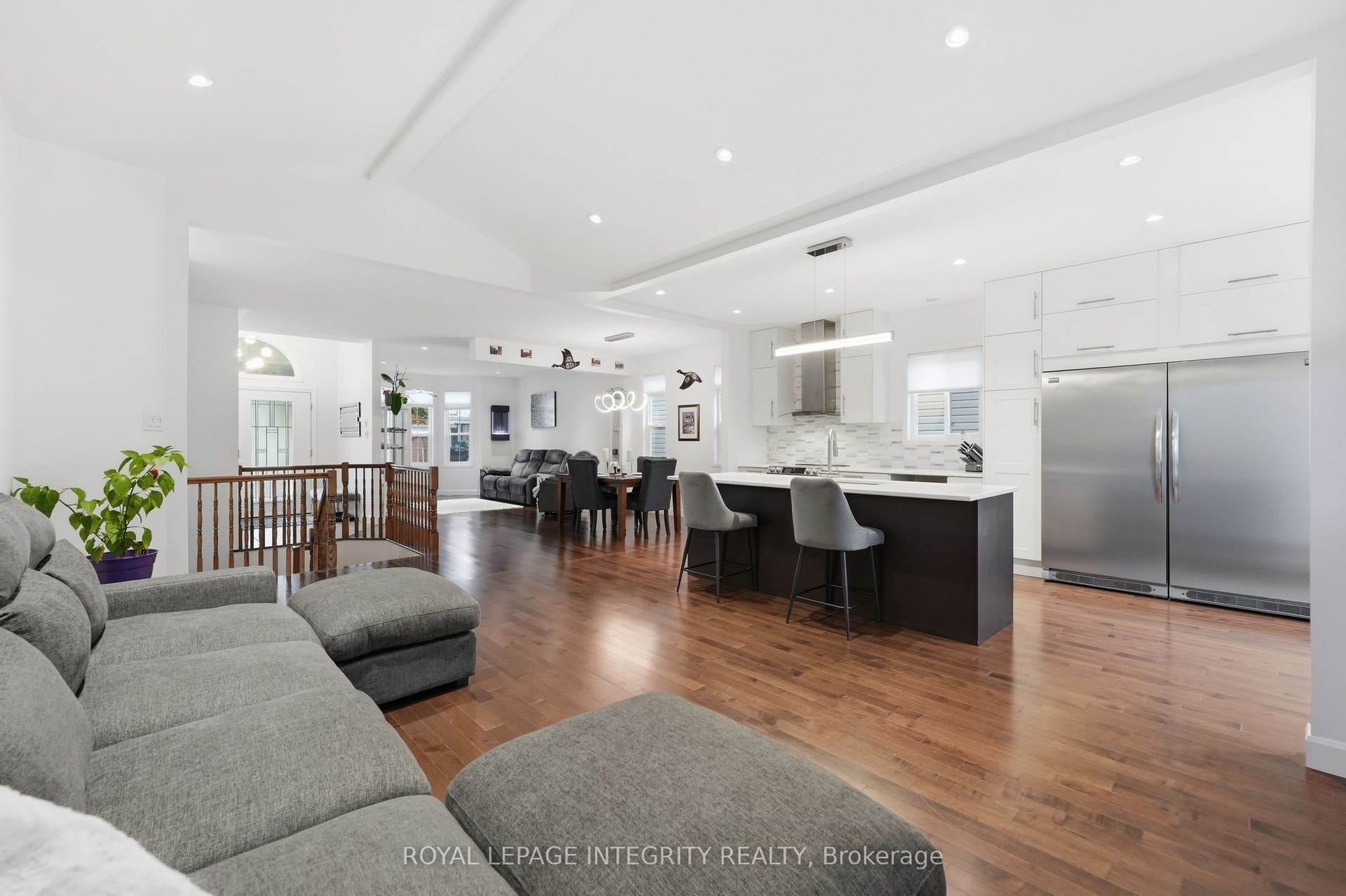 443 Landswood Way, Stittsville - Munster - Richmond, Ottawa ON K2S 0A4 443 Landswood Way, Stittsville - Munster - Richmond, Ottawa ON K2S 0A4
