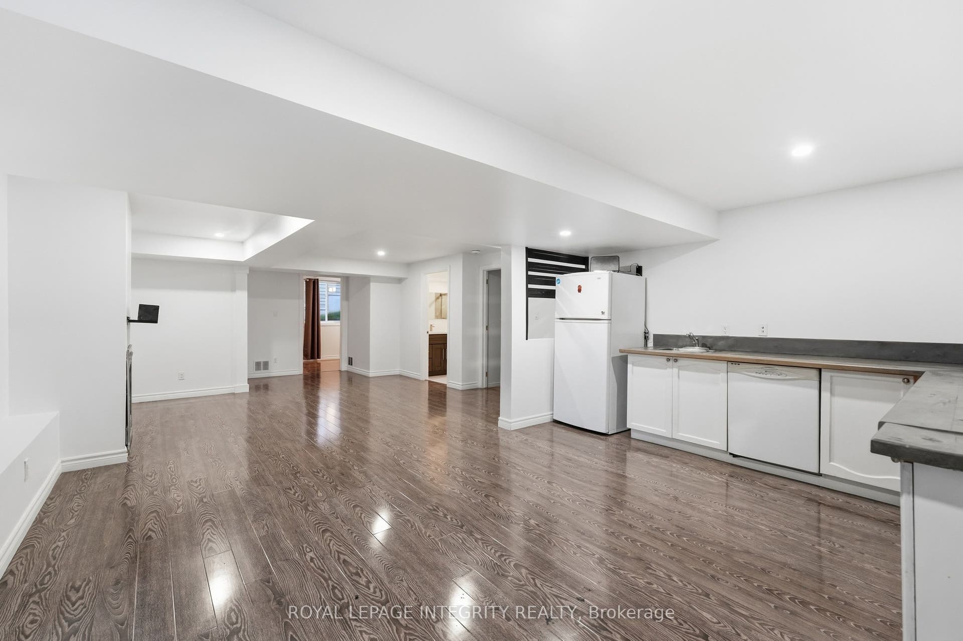 443 Landswood Way, Stittsville - Munster - Richmond, Ottawa ON K2S 0A4 443 Landswood Way, Stittsville - Munster - Richmond, Ottawa ON K2S 0A4