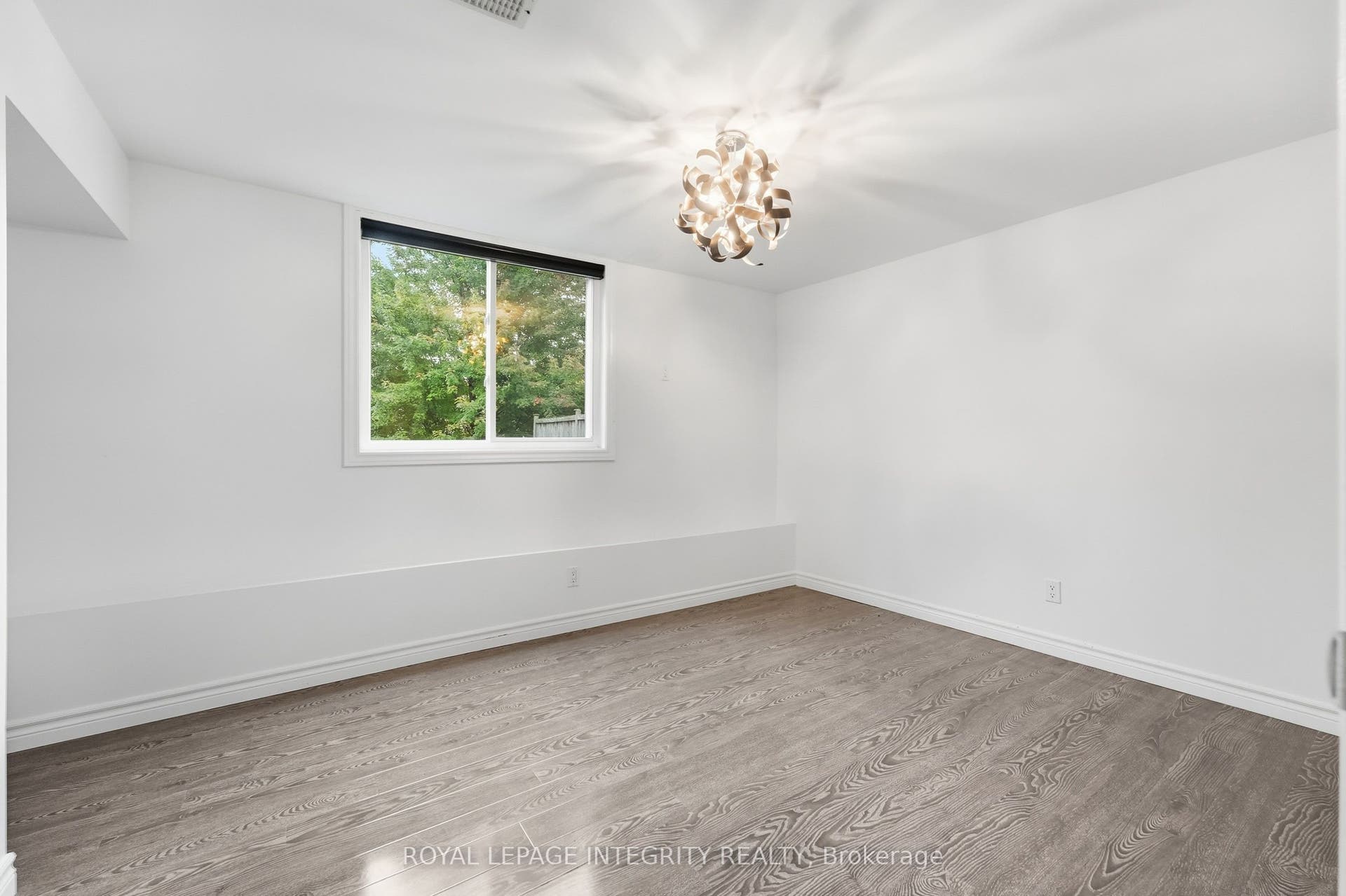 443 Landswood Way, Stittsville - Munster - Richmond, Ottawa ON K2S 0A4 443 Landswood Way, Stittsville - Munster - Richmond, Ottawa ON K2S 0A4