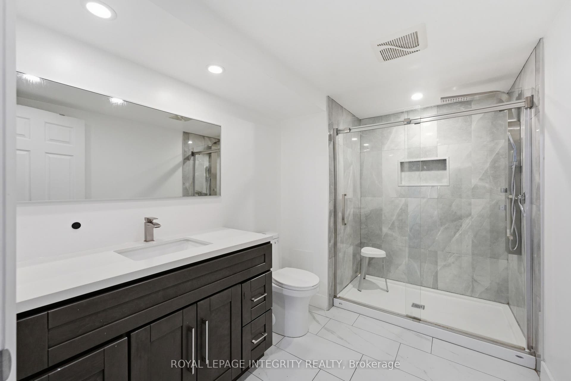443 Landswood Way, Stittsville - Munster - Richmond, Ottawa ON K2S 0A4 443 Landswood Way, Stittsville - Munster - Richmond, Ottawa ON K2S 0A4